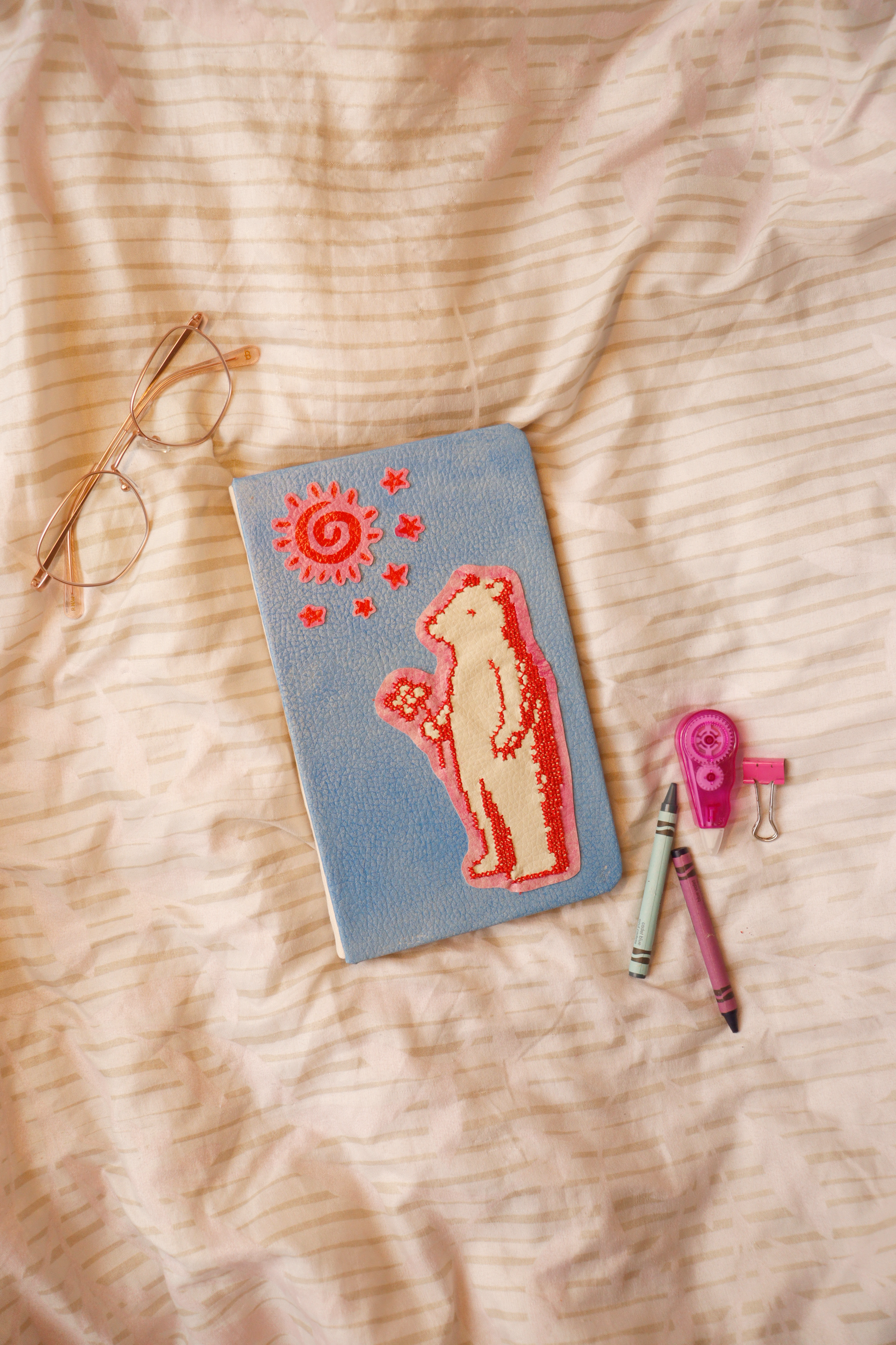 Journal 1/2 carta de polipiel con bordado de oso