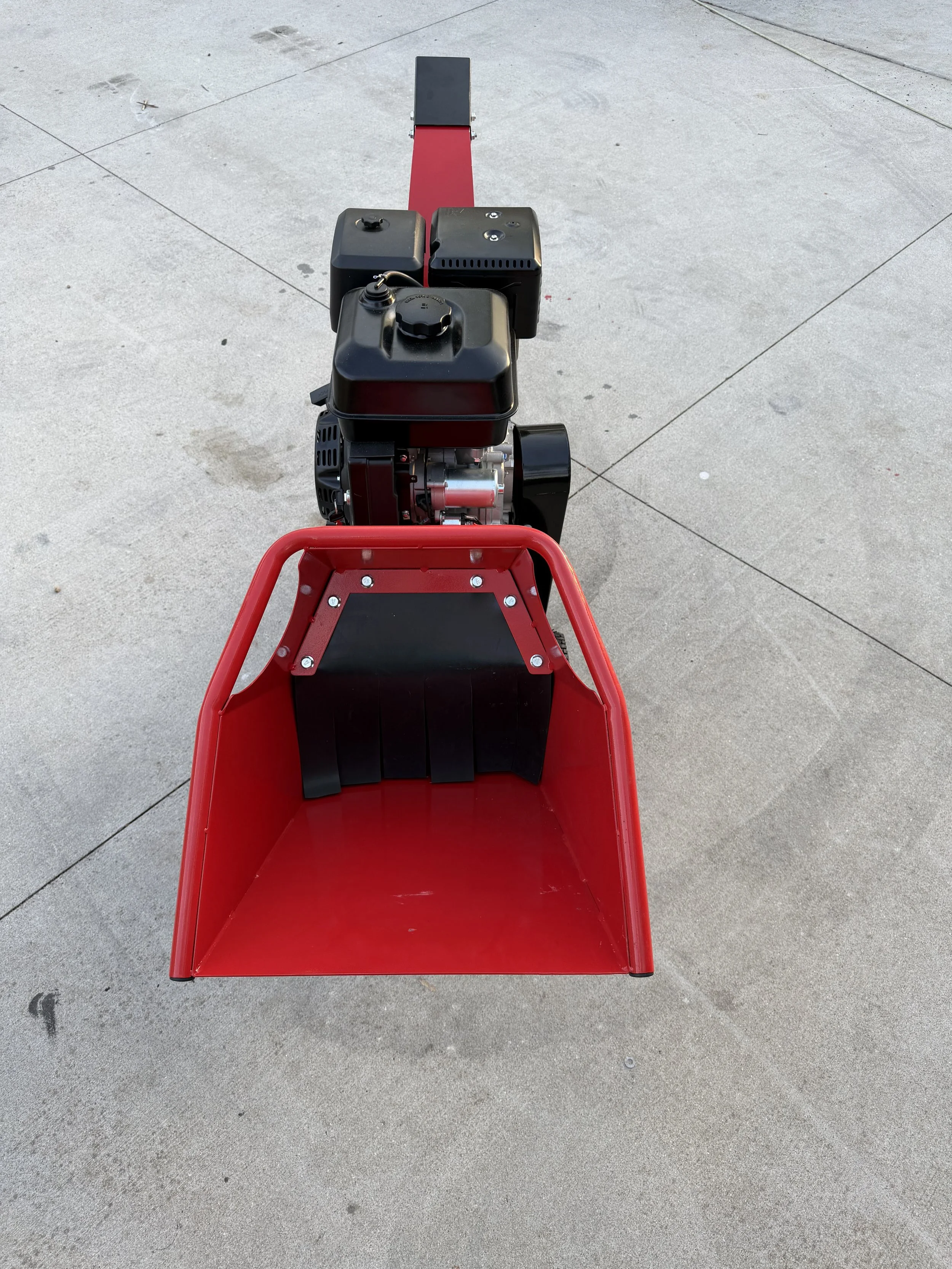 Wood Chipper: Bucket