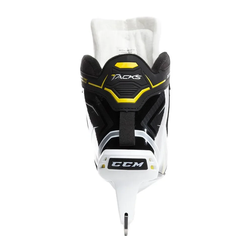 ccm-tacks-9060-go0alie-skates-senior.webp