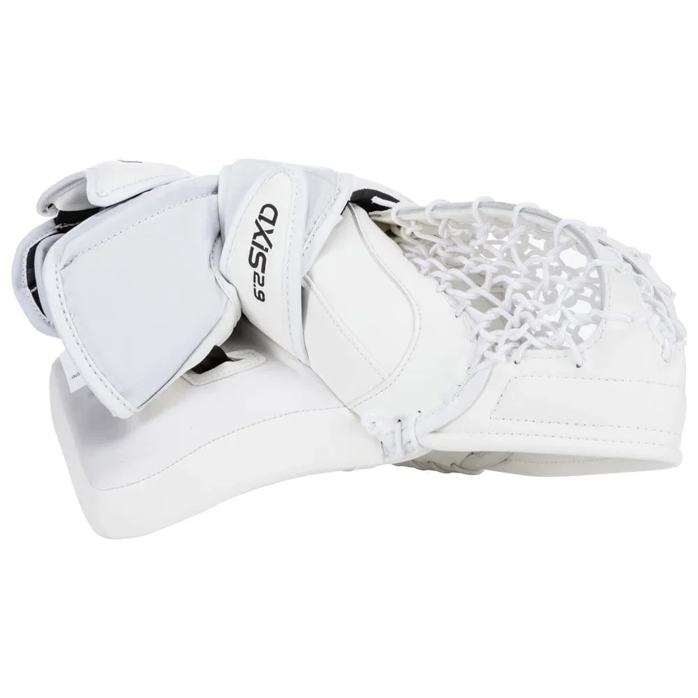 ccm-axis-a2-9-gopalie-glove-senior.webp