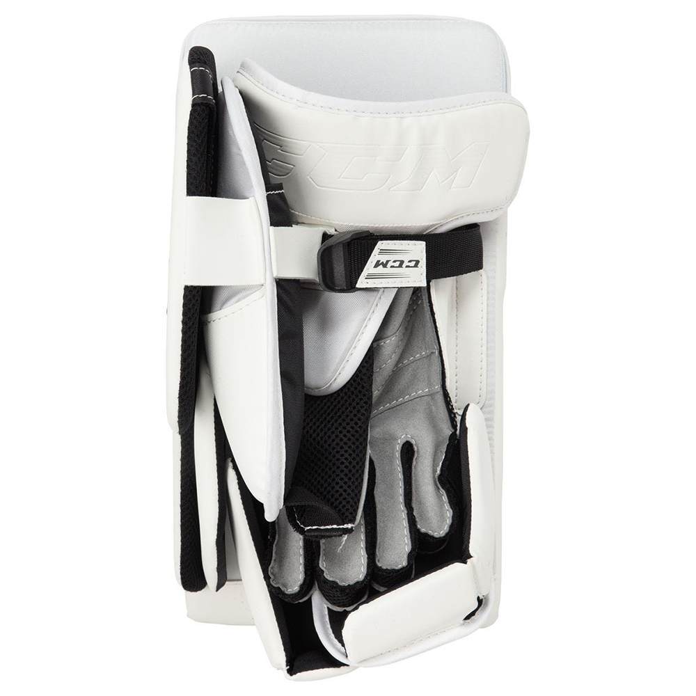 CCM-Extreme-Flex-E5.9-Intermediate-Goalie-Blocker-3.png