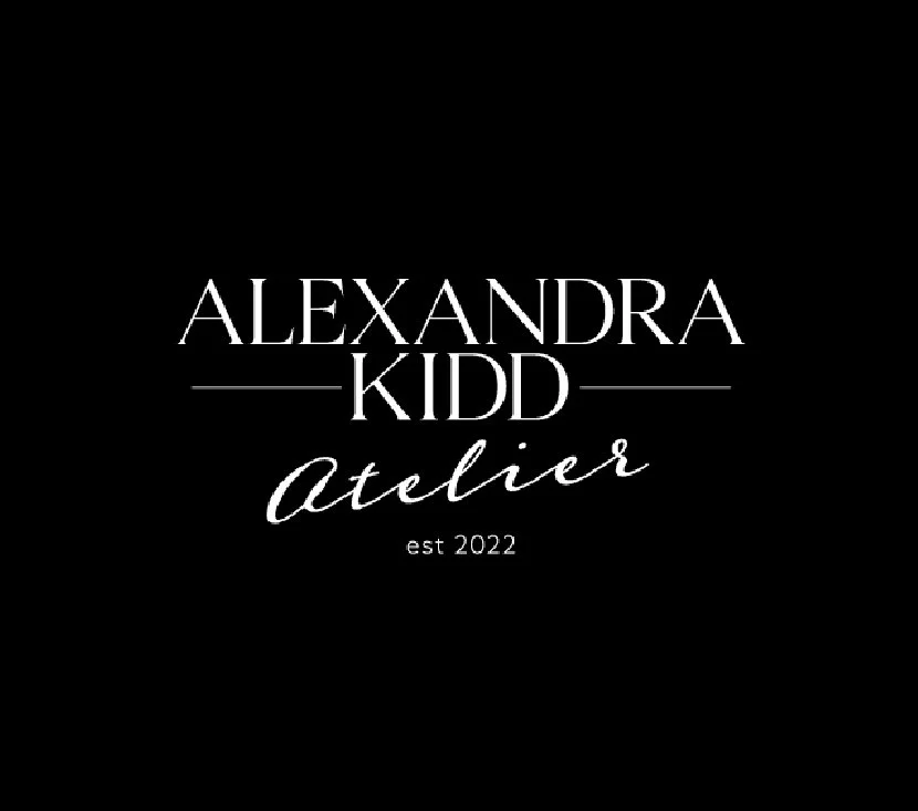 Black background with white text displaying "ALEXANDRA KIDD Atelier est 2022."
