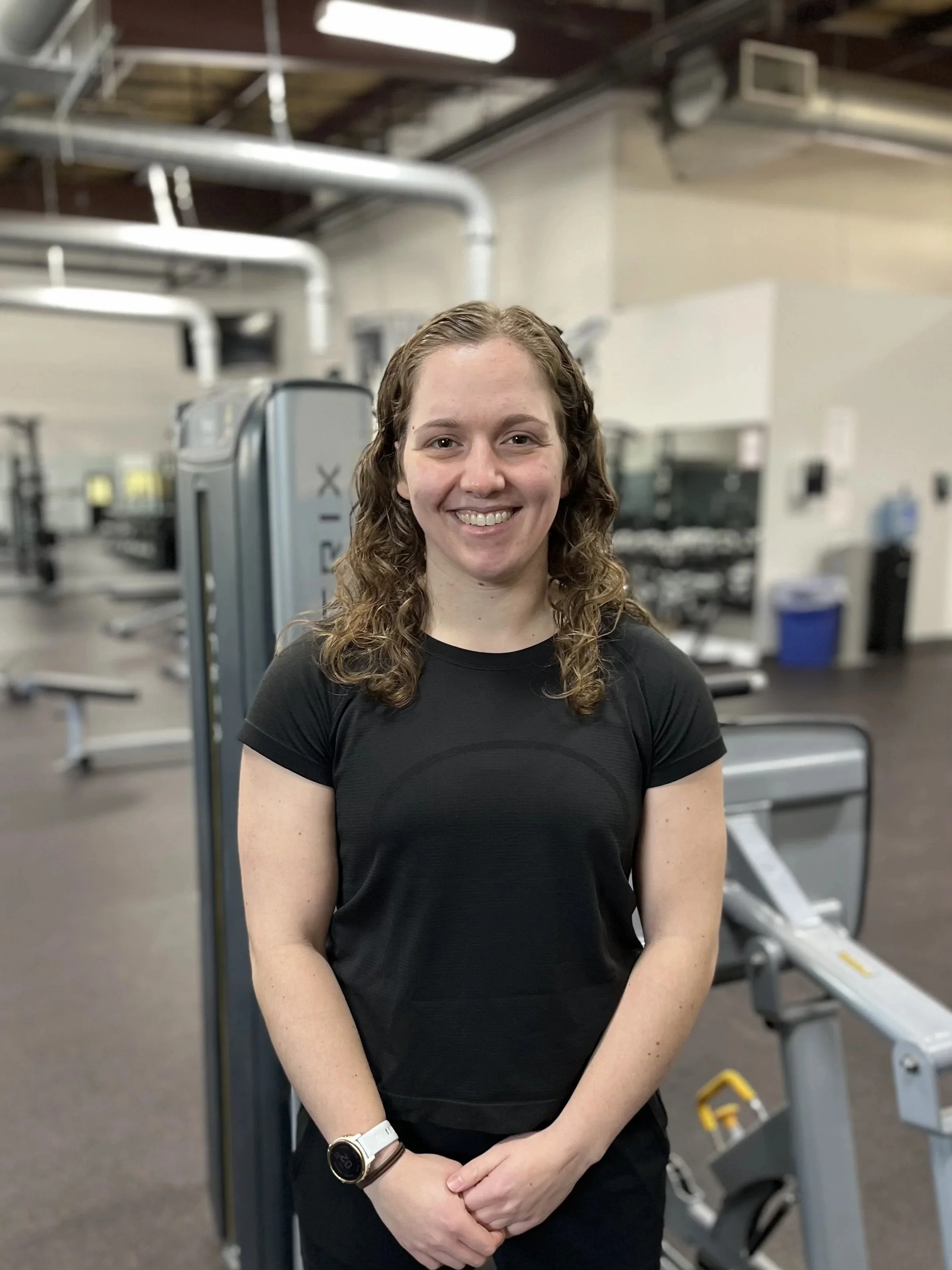 katie selig physical therapist with gymnastics and circus arts specialty in gym