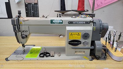 Single Needle Lockstitch Sewing Machine
