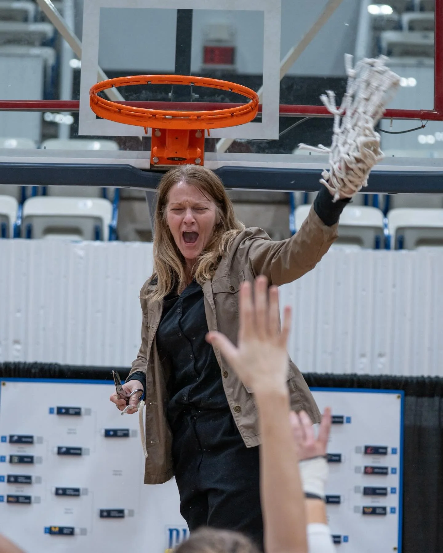 ⛹🏼&zwj;♀️🏆✂️

#cutthenet #njcaachampions