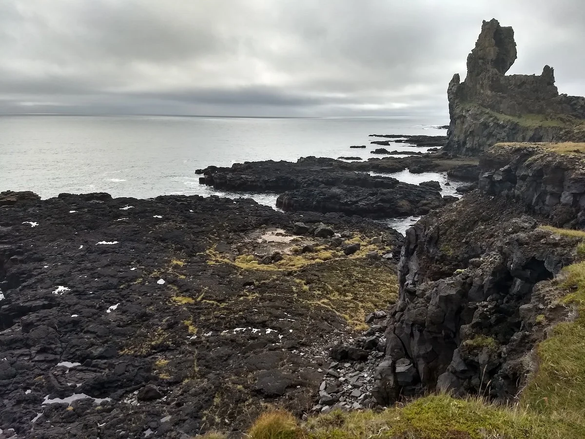 Iceland ocean photo by Jenn Overmeyer symbolizing finding comfort in uncomfortable places through coaching and business consulting.