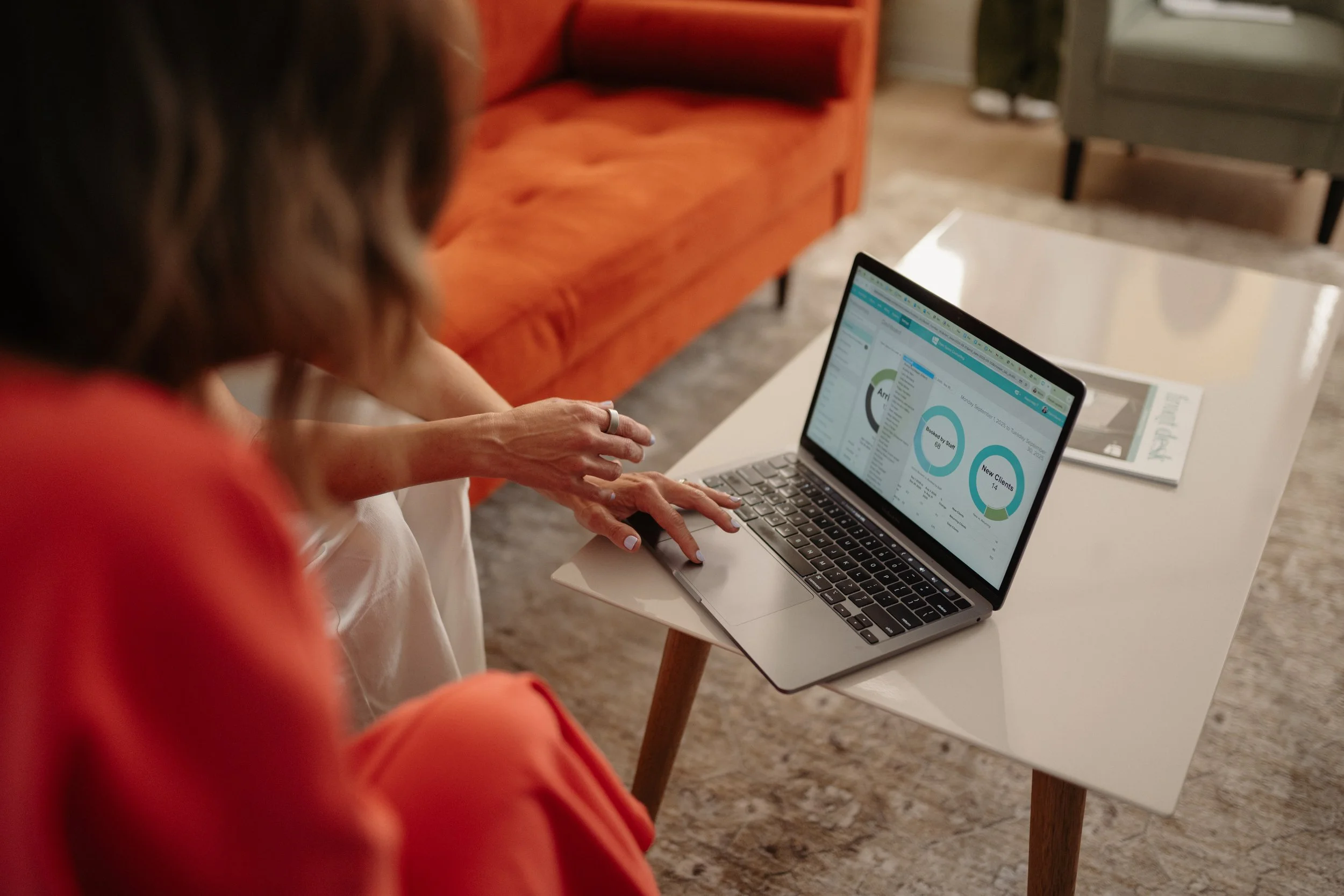 How I Transformed My Quarterly Meetings from Feel-Good Check-Ins to Real Coaching Conversations