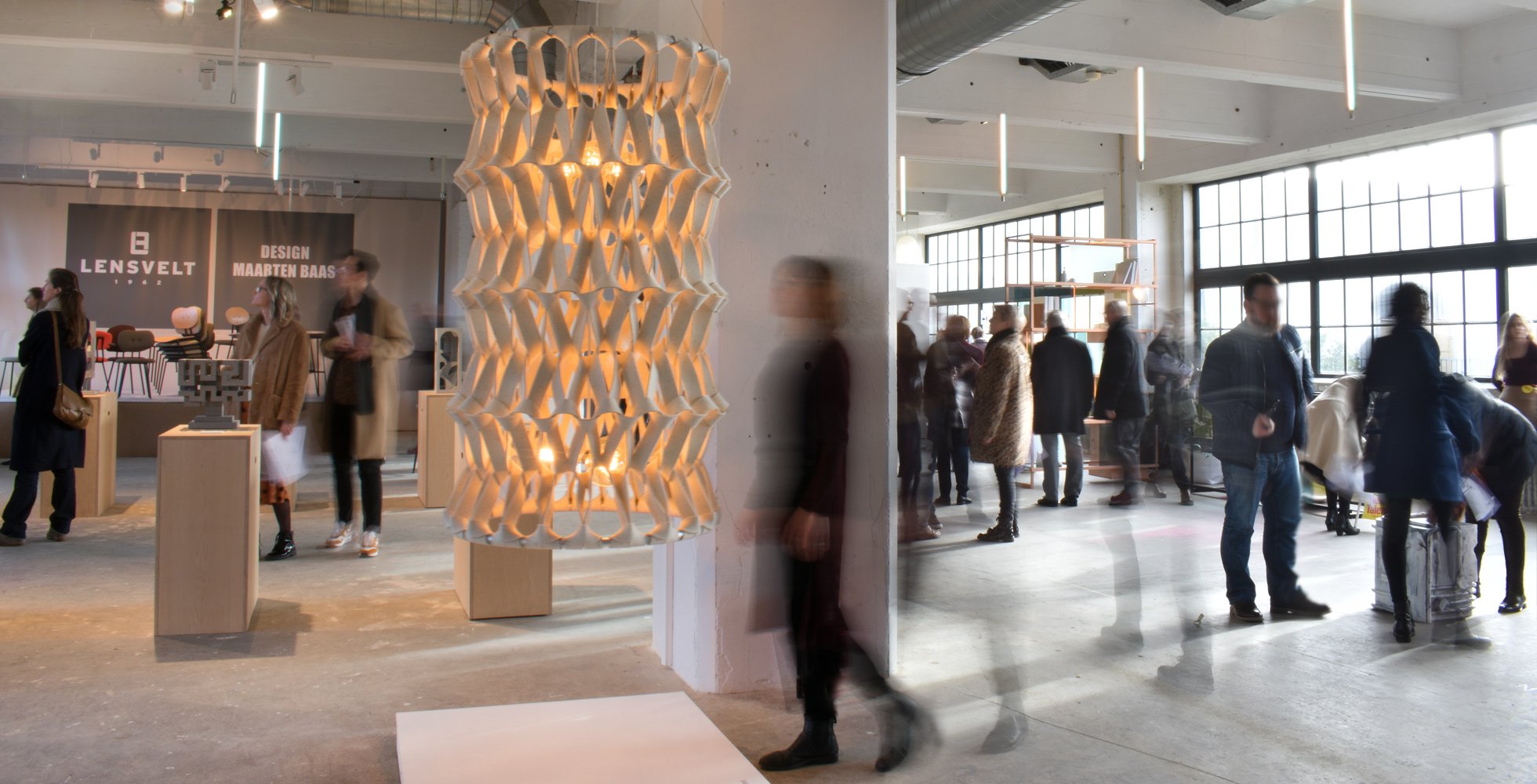 PLECTERE-acoustic-textile-light-tube-3.jpg