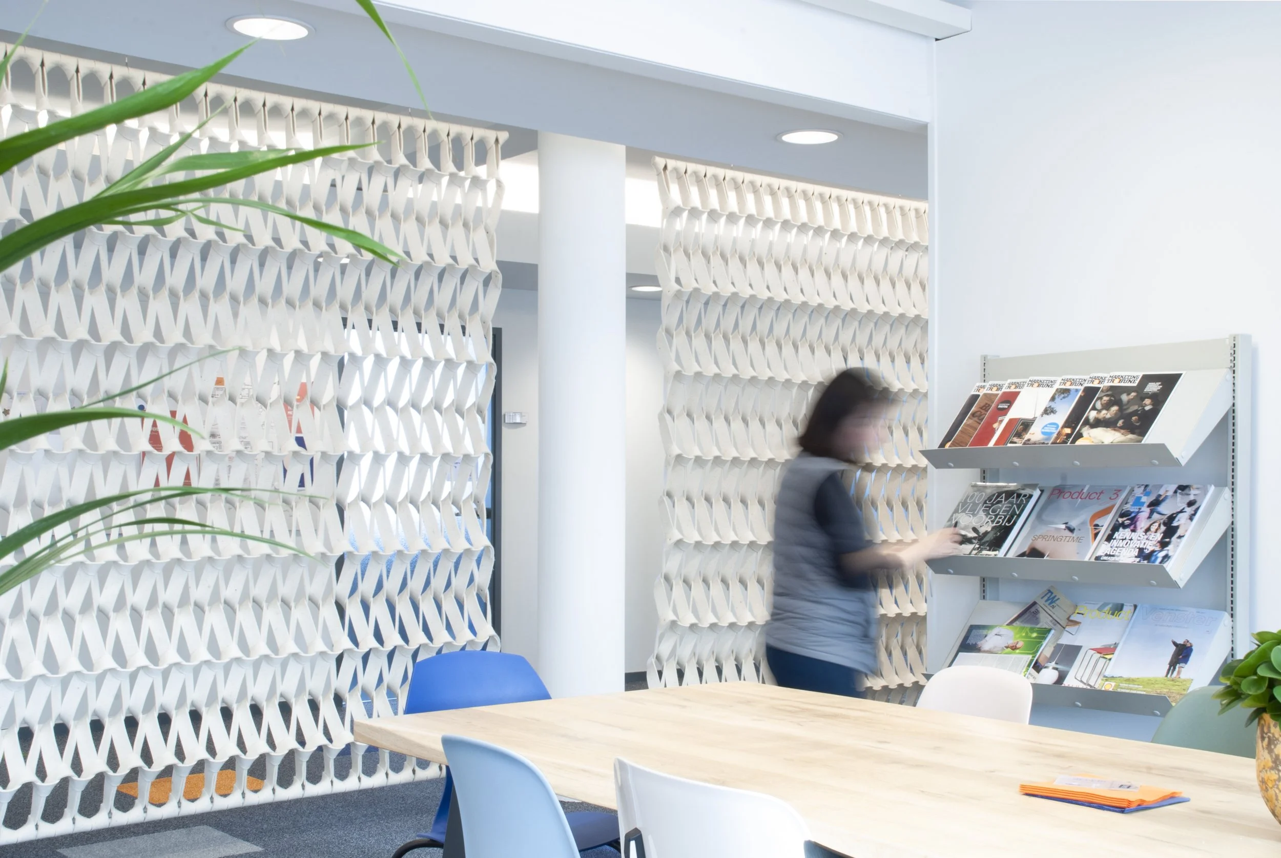 PLECTERE acoustic textile TUDelft bookshelf.jpg