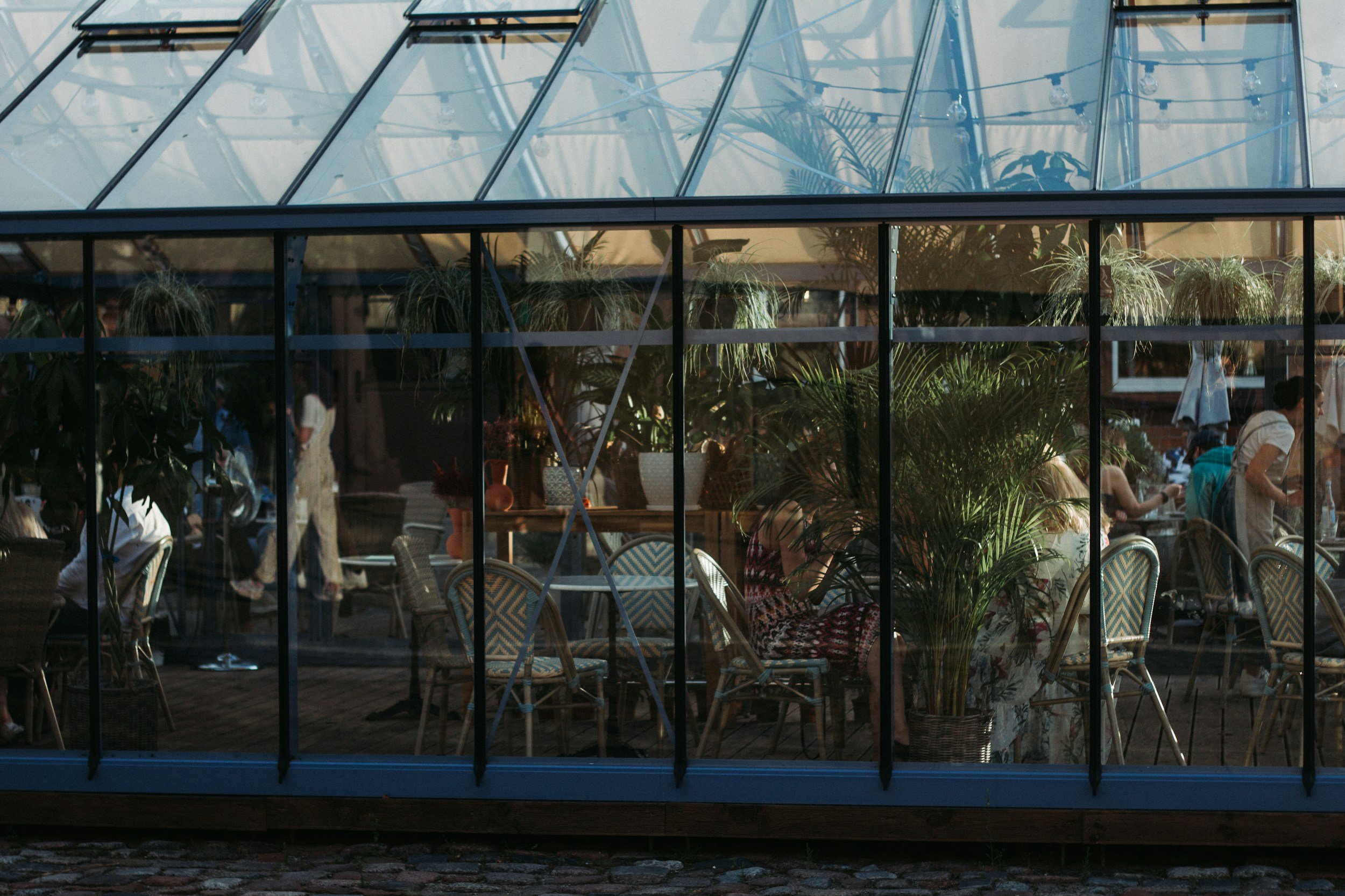 An image of fine dining restaurant