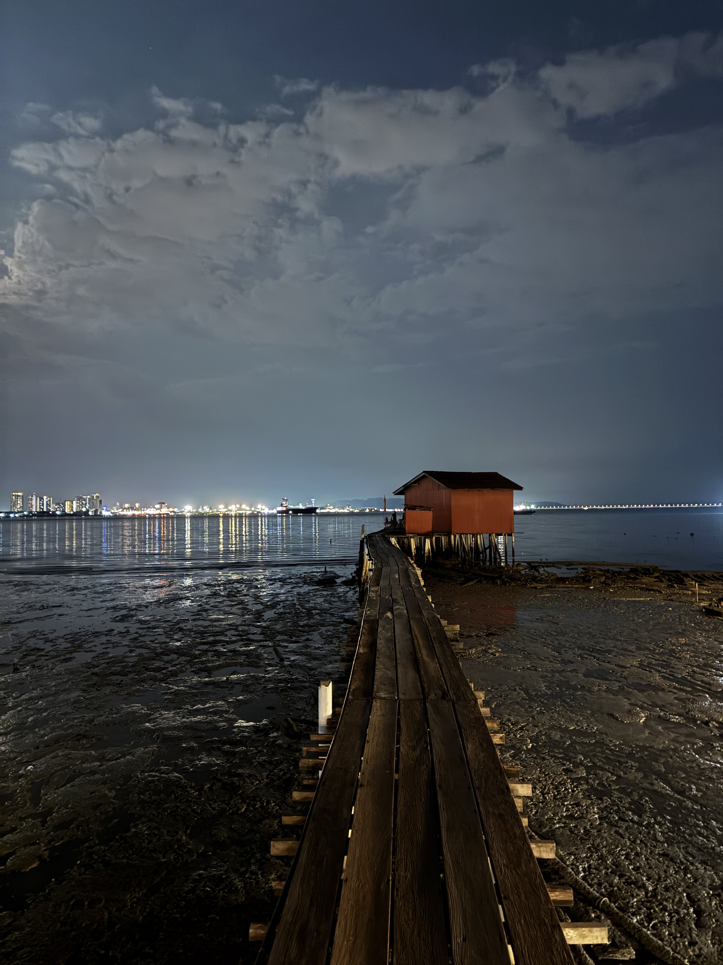 Tan Jetty