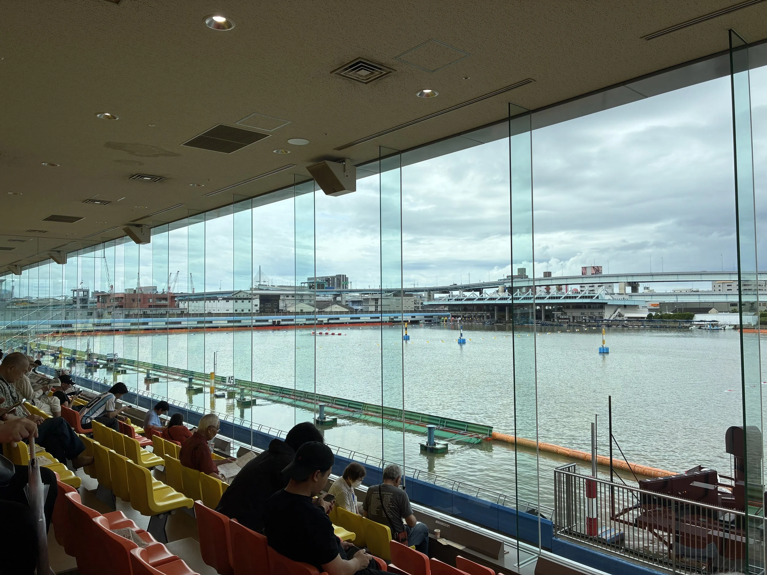 Speed boat races