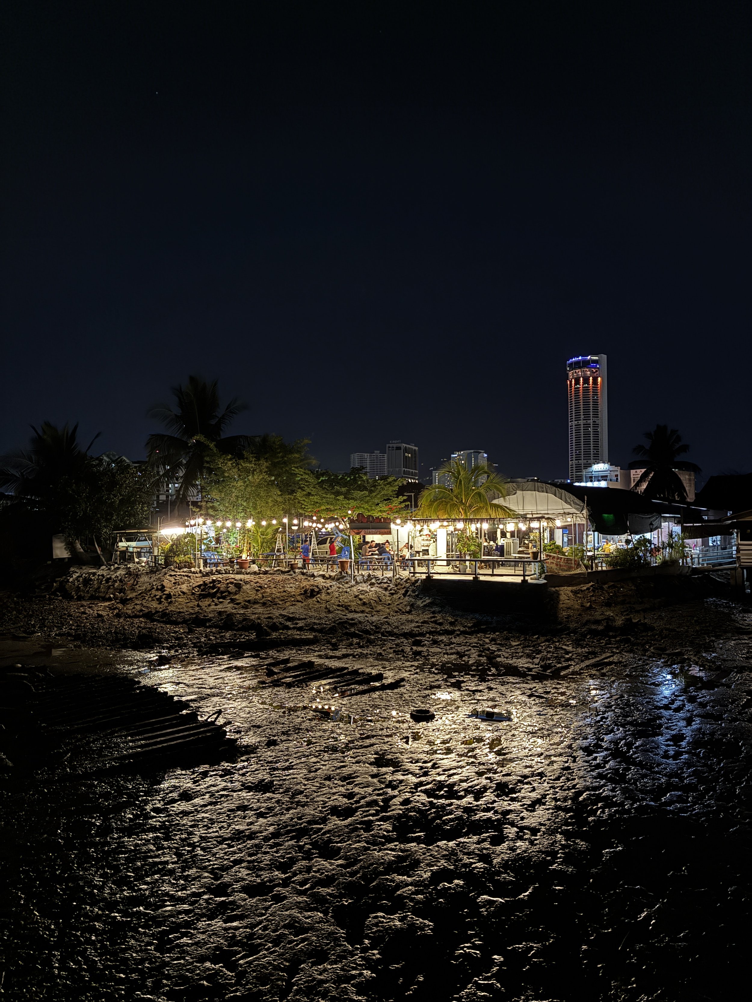 Tan Jetty