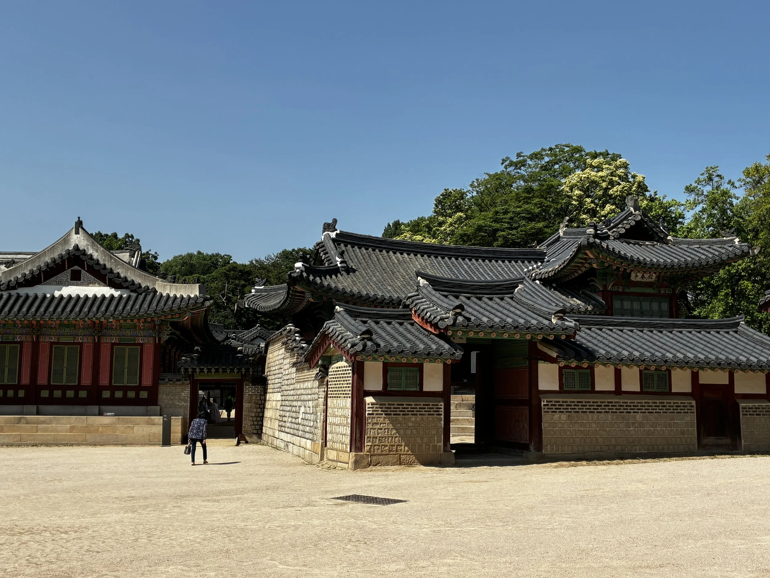 Changdeokgung palace
