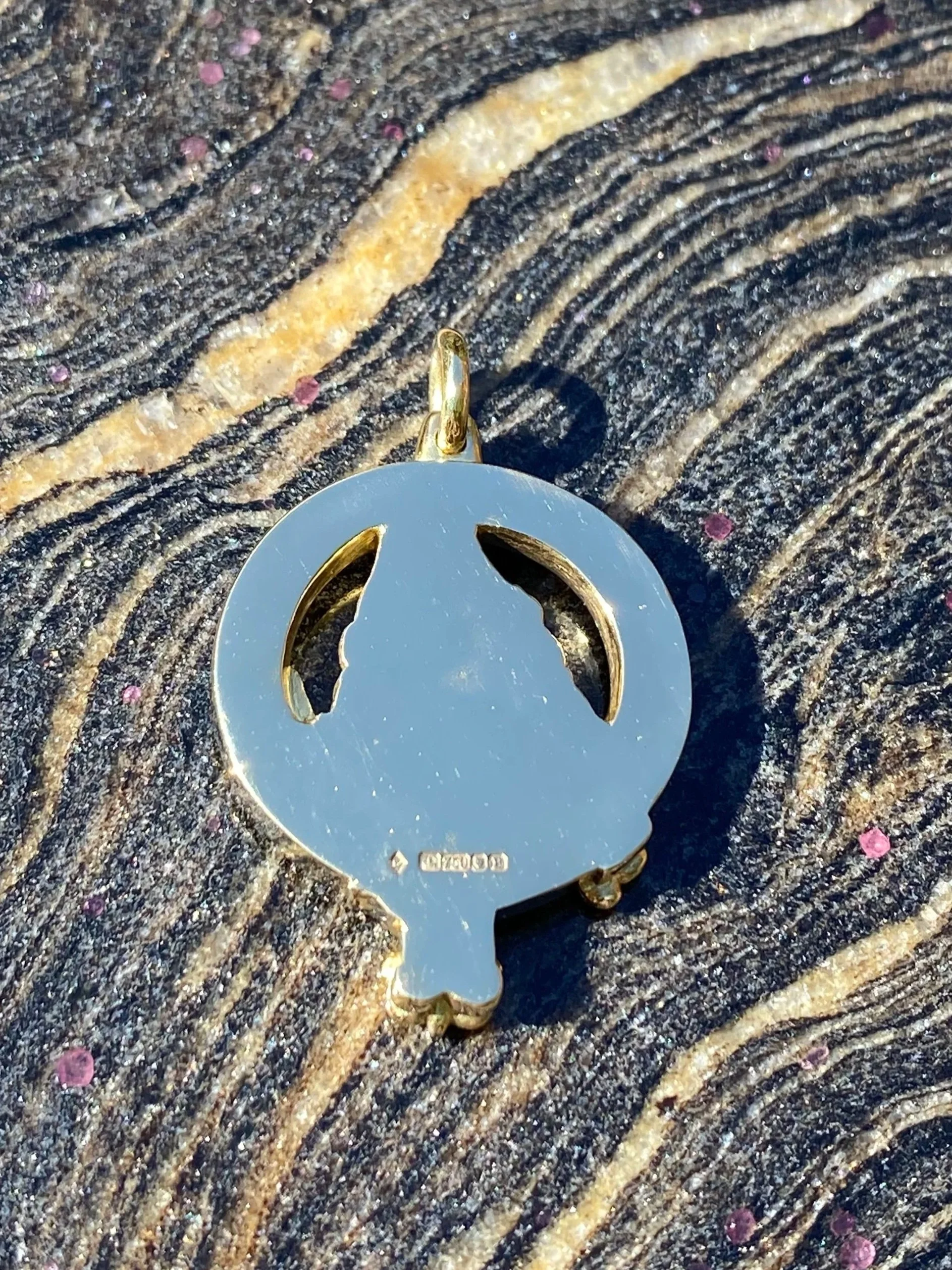 A full UK Hallmark including my 'RC' makers mark, a true sign of quality. This adds my record into the history books and will always bare my name on this piece. 
