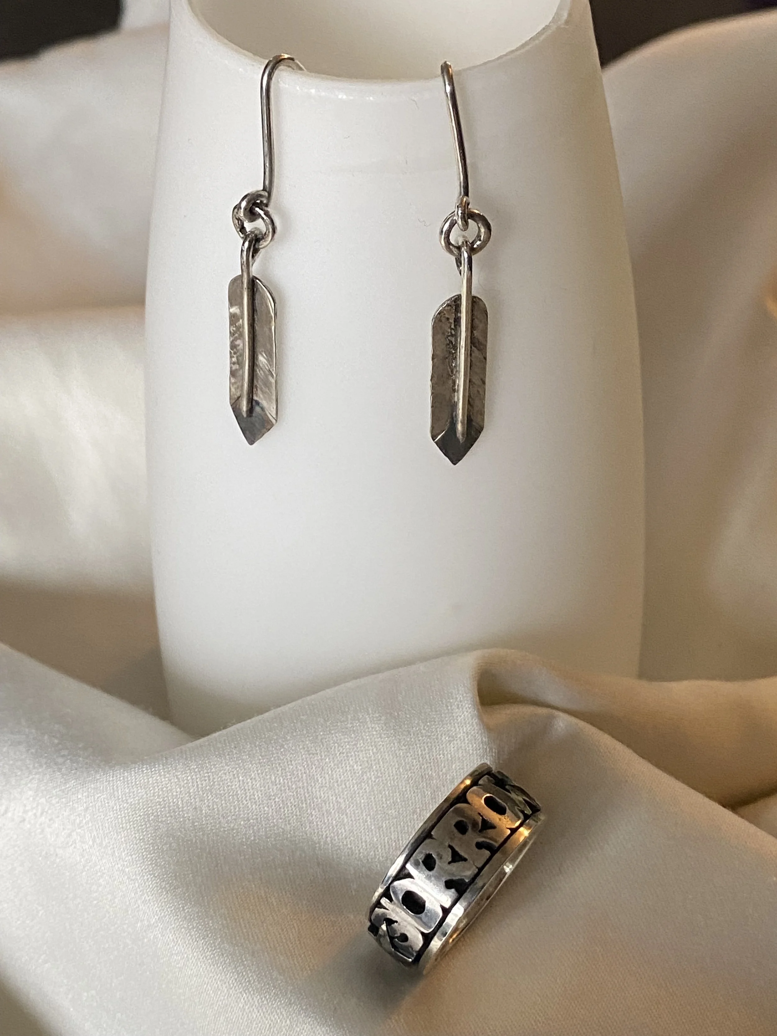 Finished version shown alongside the two feather drop earrings, inspired by Private Collection. 