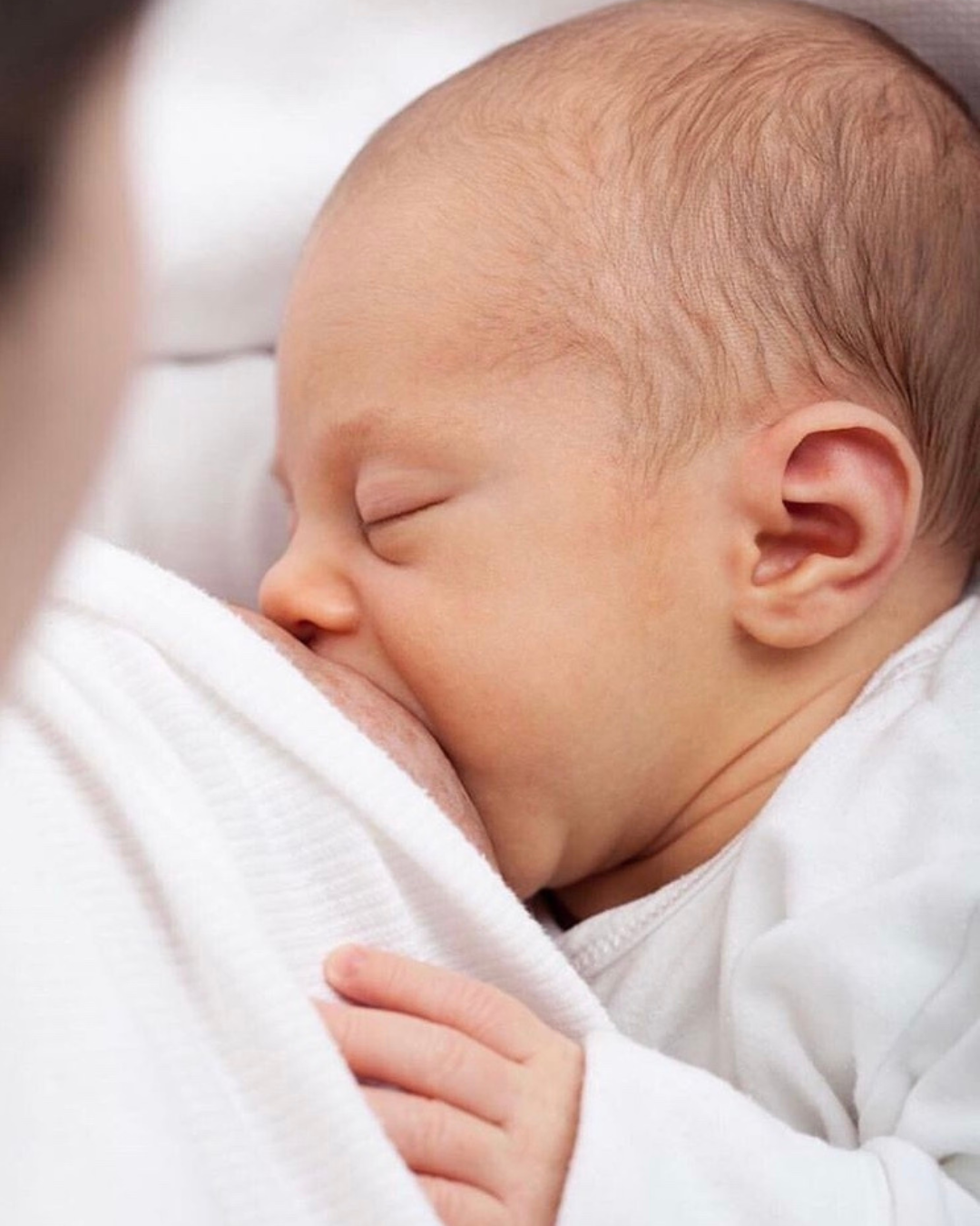 Deep, Comfortable Breastfeeding Latch: A Simple Guide 