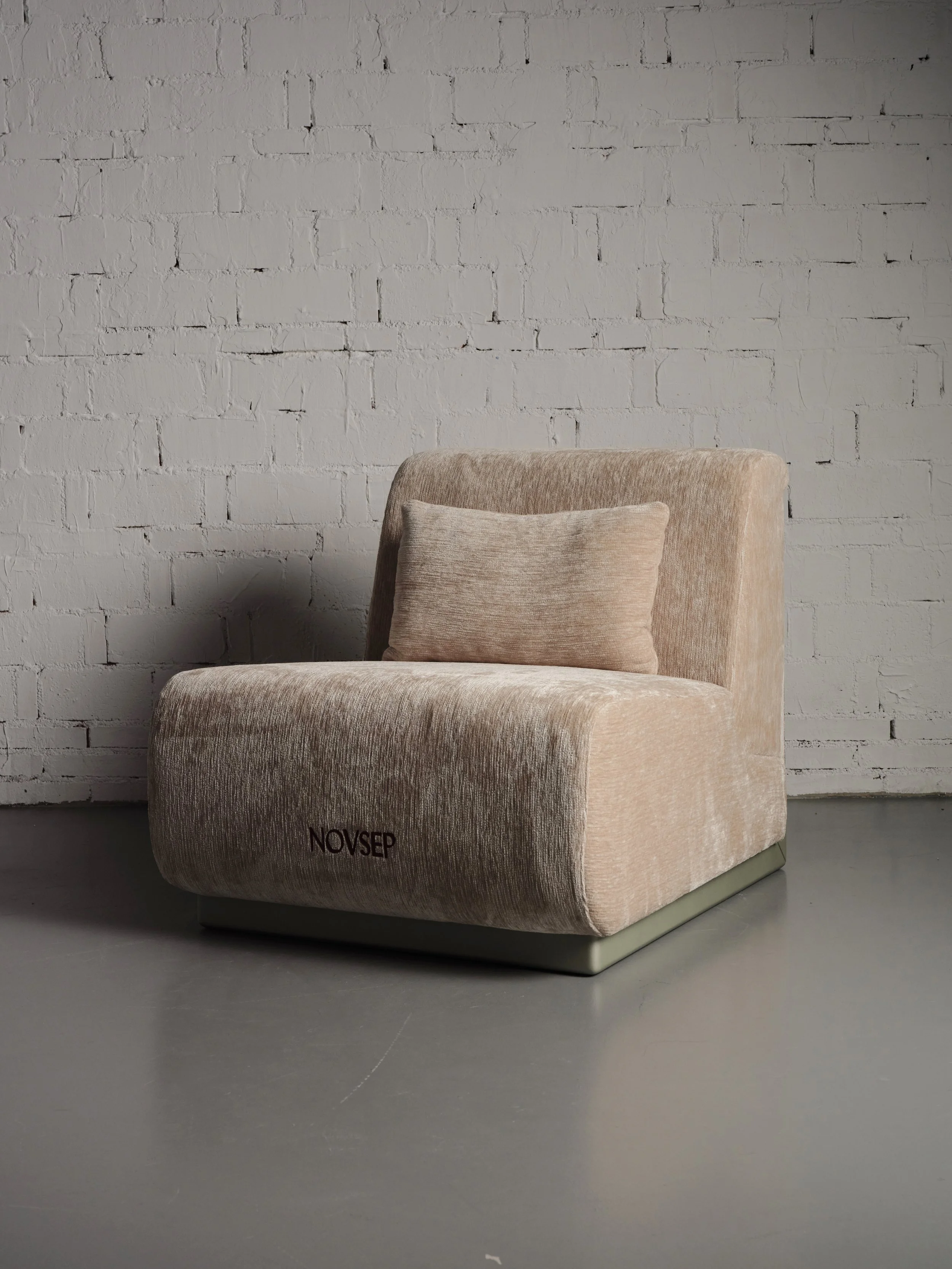 Lisa Lounge Chair