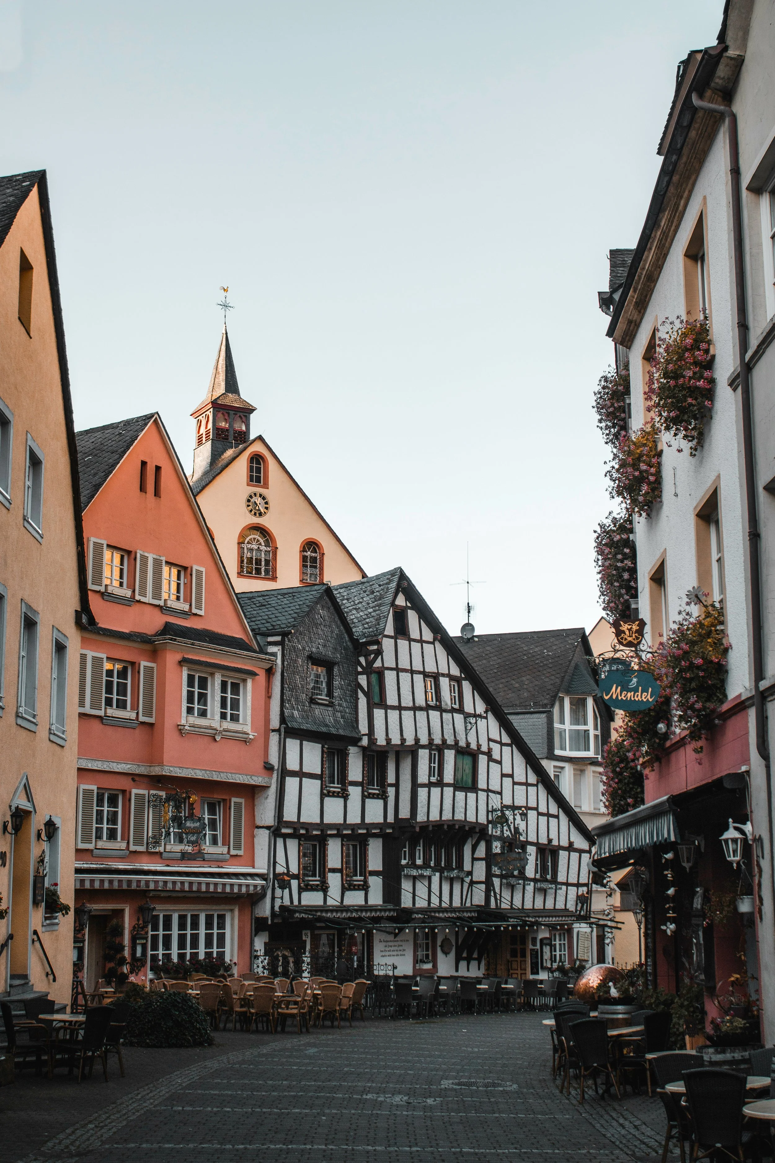 febe-vanermen-UKQRq5PDGU0-unsplash (1).jpg