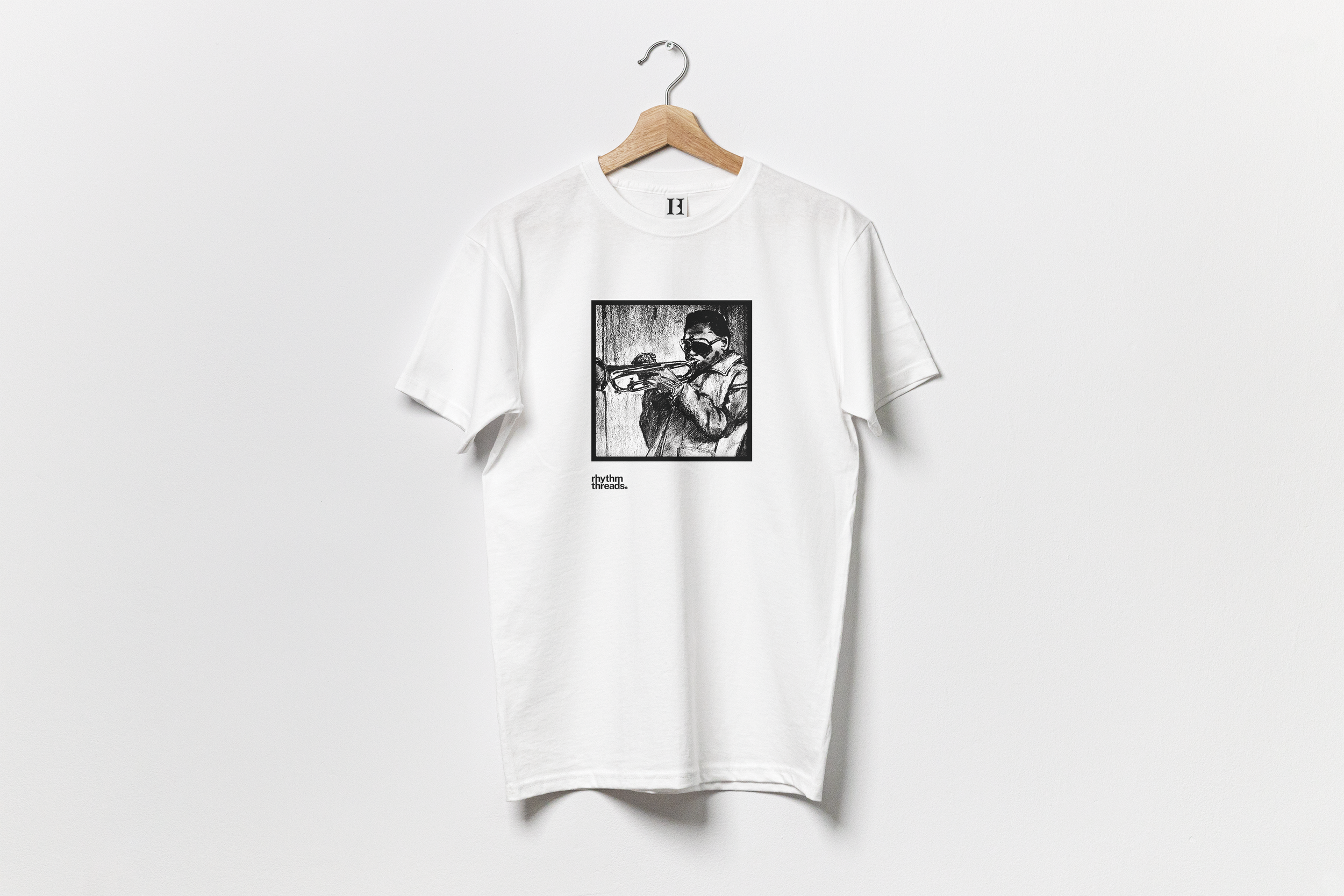'Miles' white T-shirt