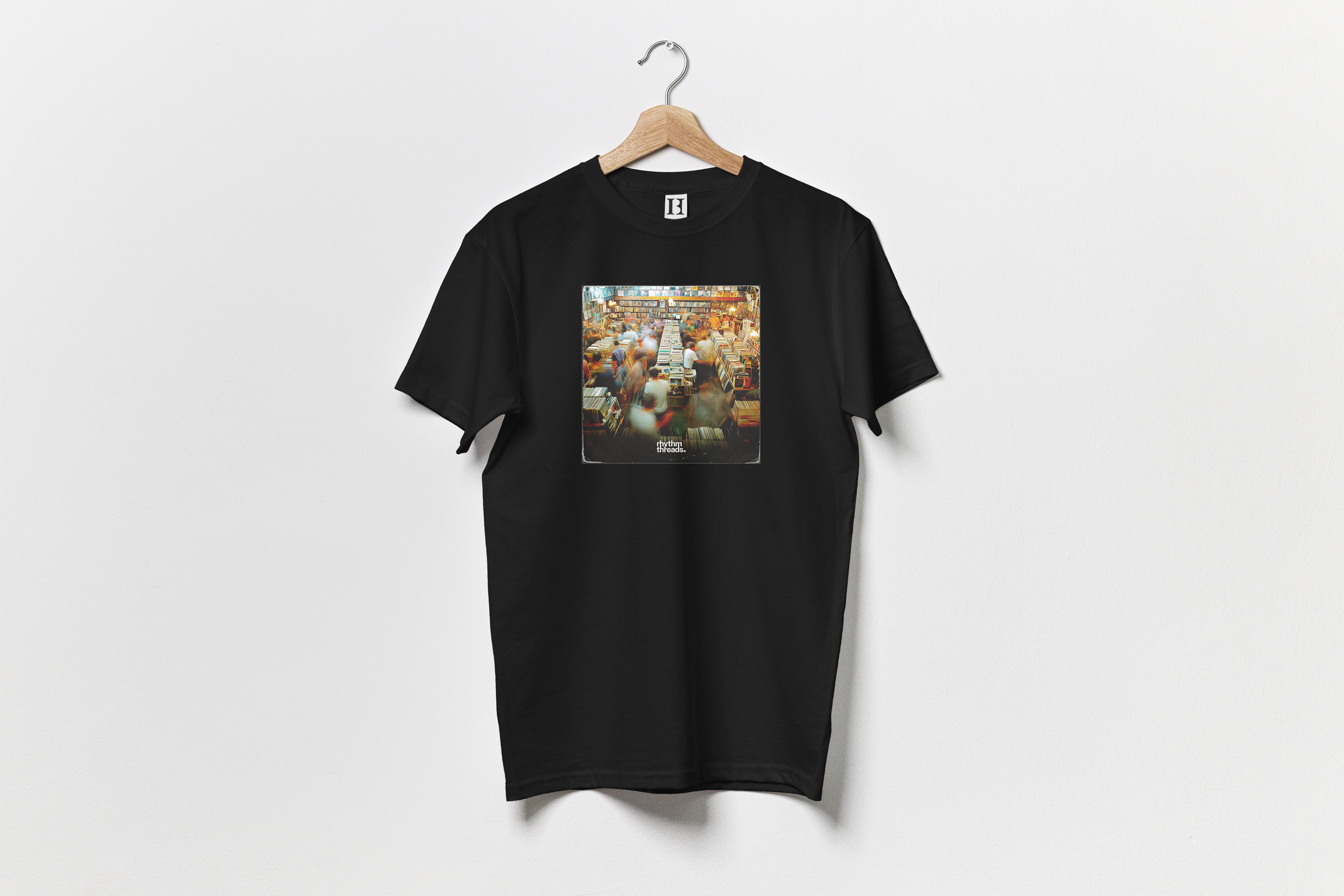 'Crate Digging' black T-shirt