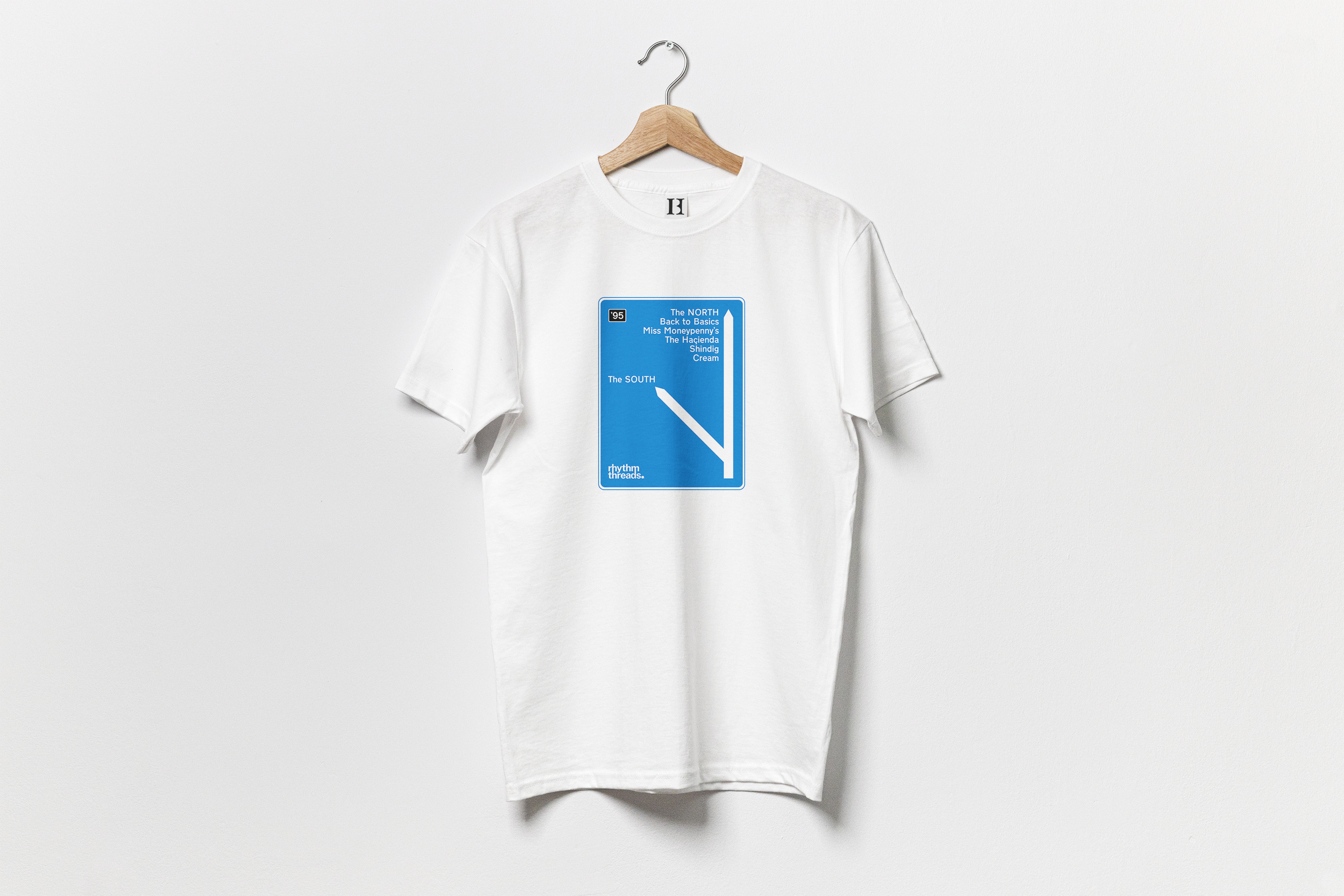 'The NORTH' white T-shirt