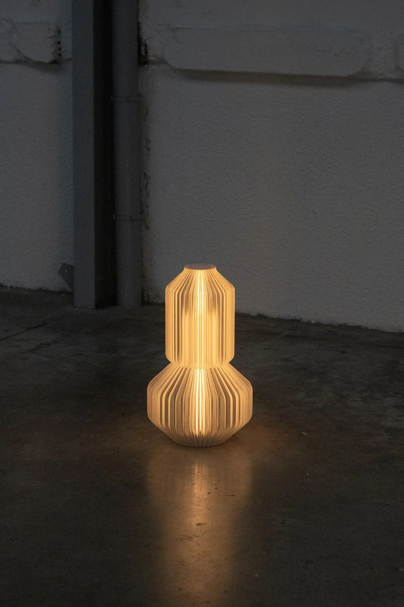lampe Offcut_ 60ht x 30cm.jpeg