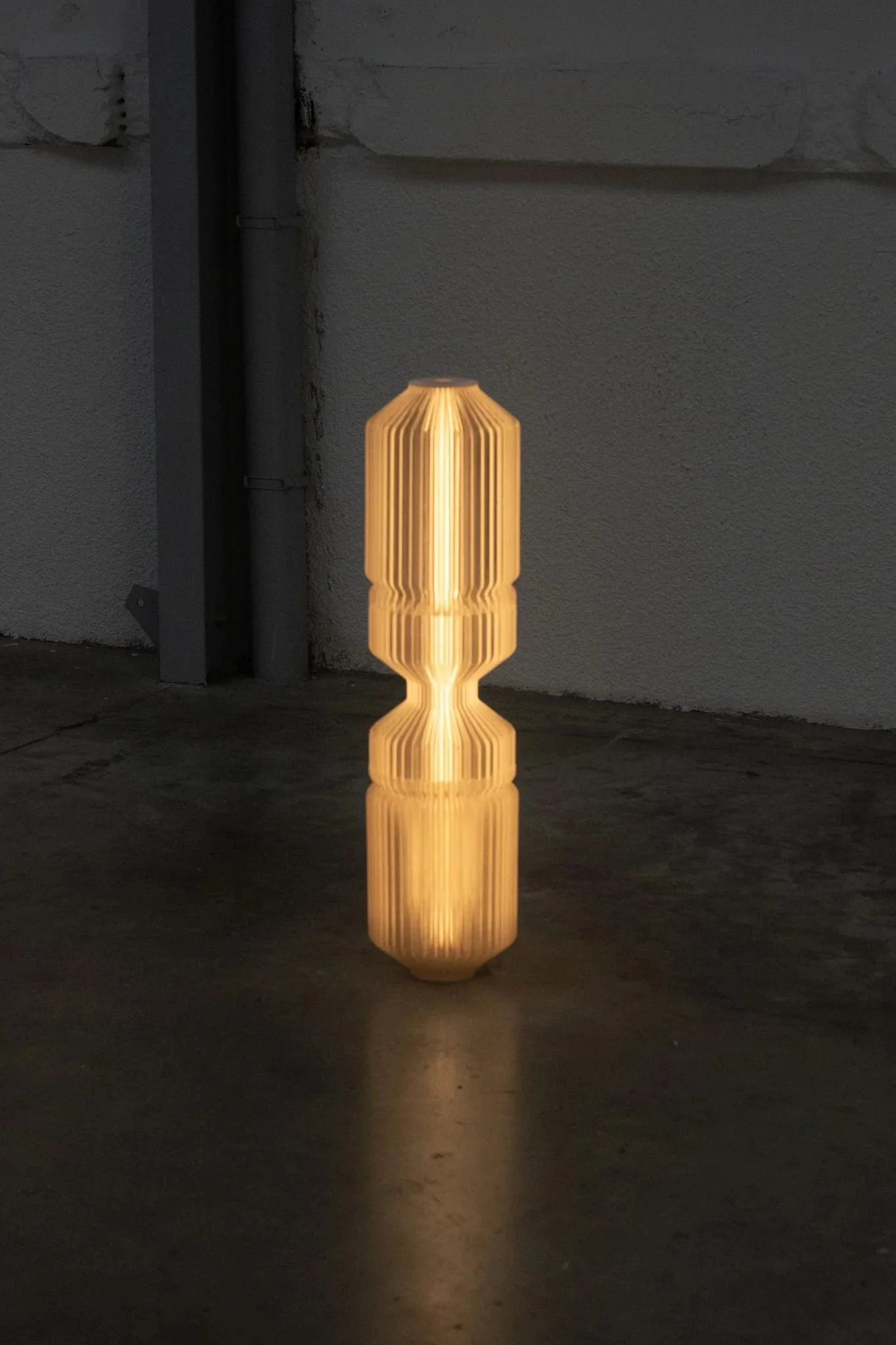 lampe Offcut_ 80ht x 30cm.jpeg