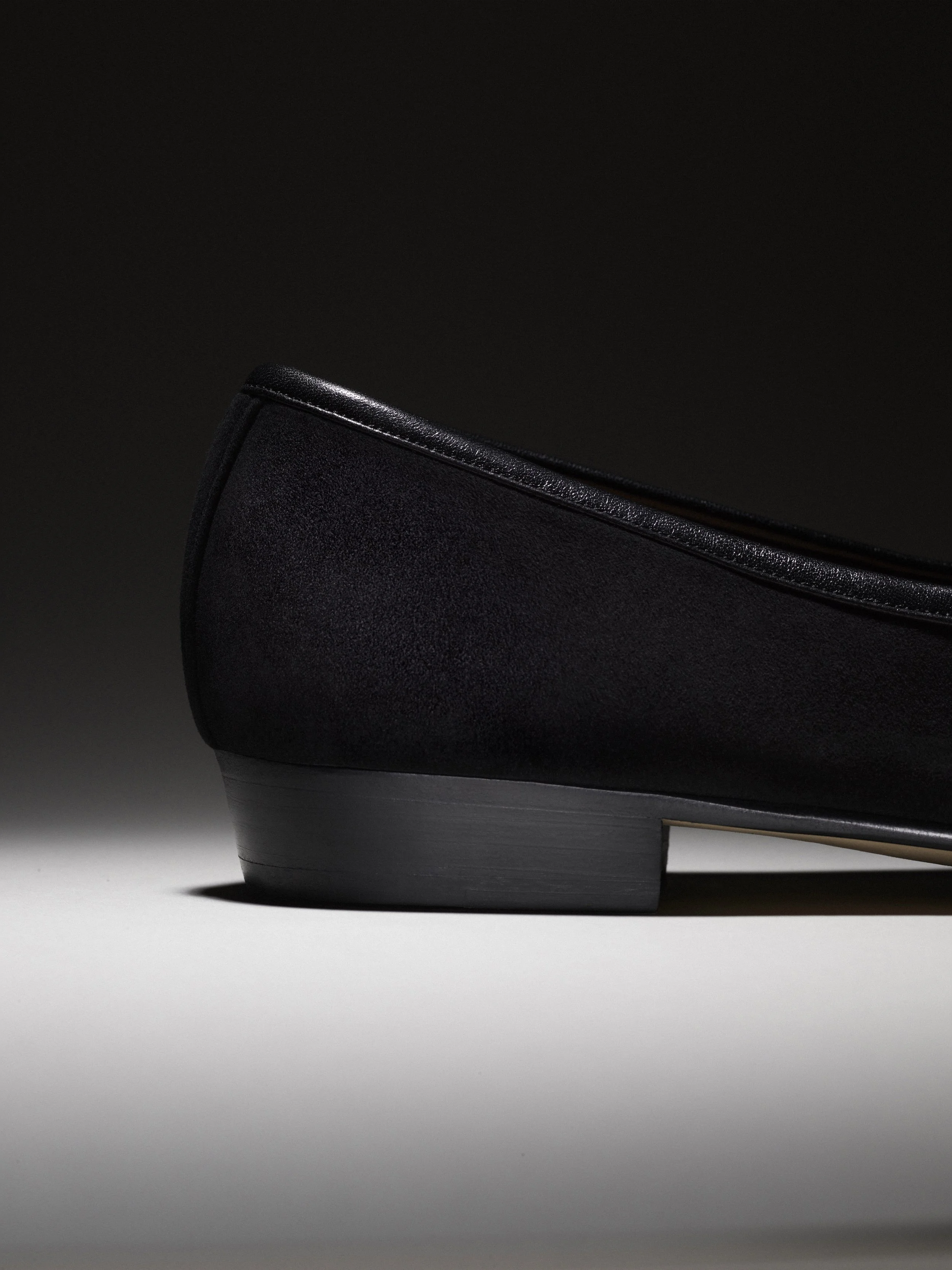 Baudoin&Lange_Holiday2025_Sagan Classic Loafers In Obsidian Black Asteria Suede_003 copy 2.jpg