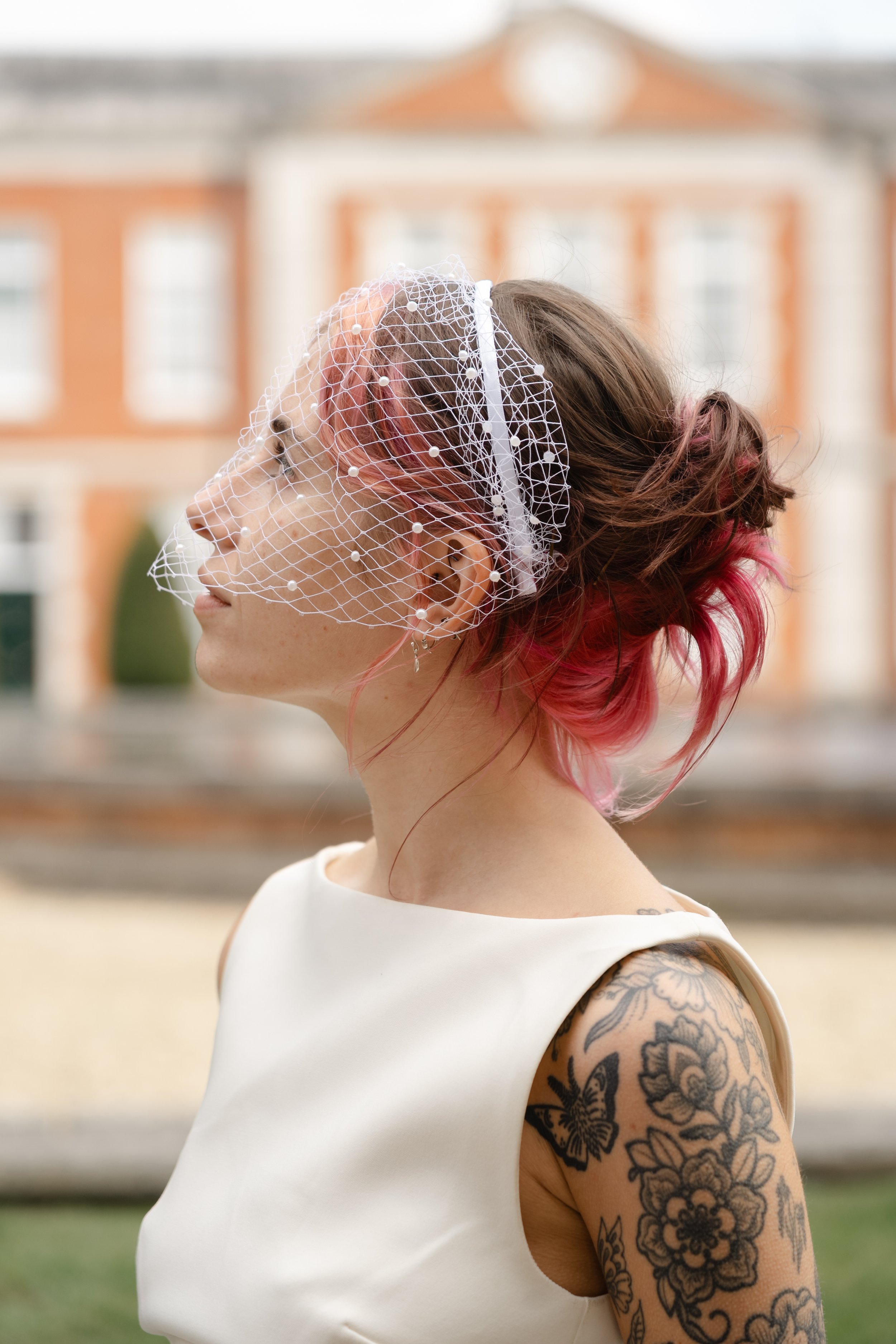 editorial-bride-birdcage-veil-profile-portrait.jpg