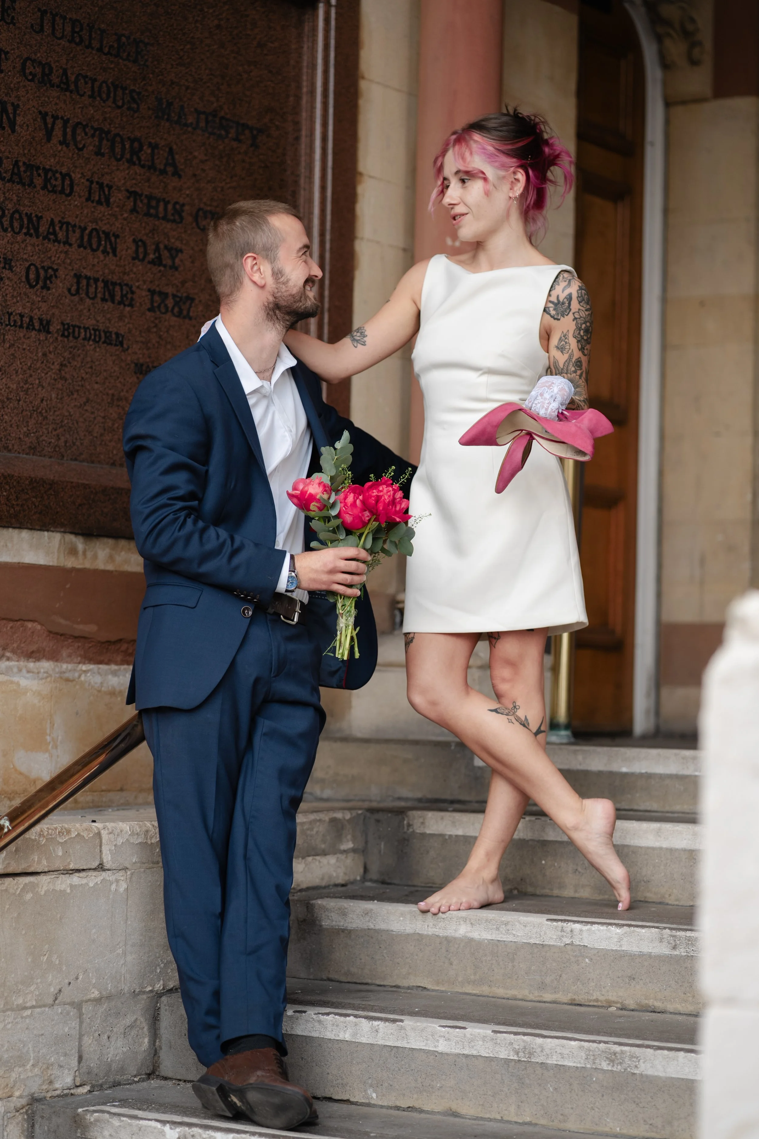 winchester-guildhall-wedding-photographer-victoria-jubilee-plaque.jpg