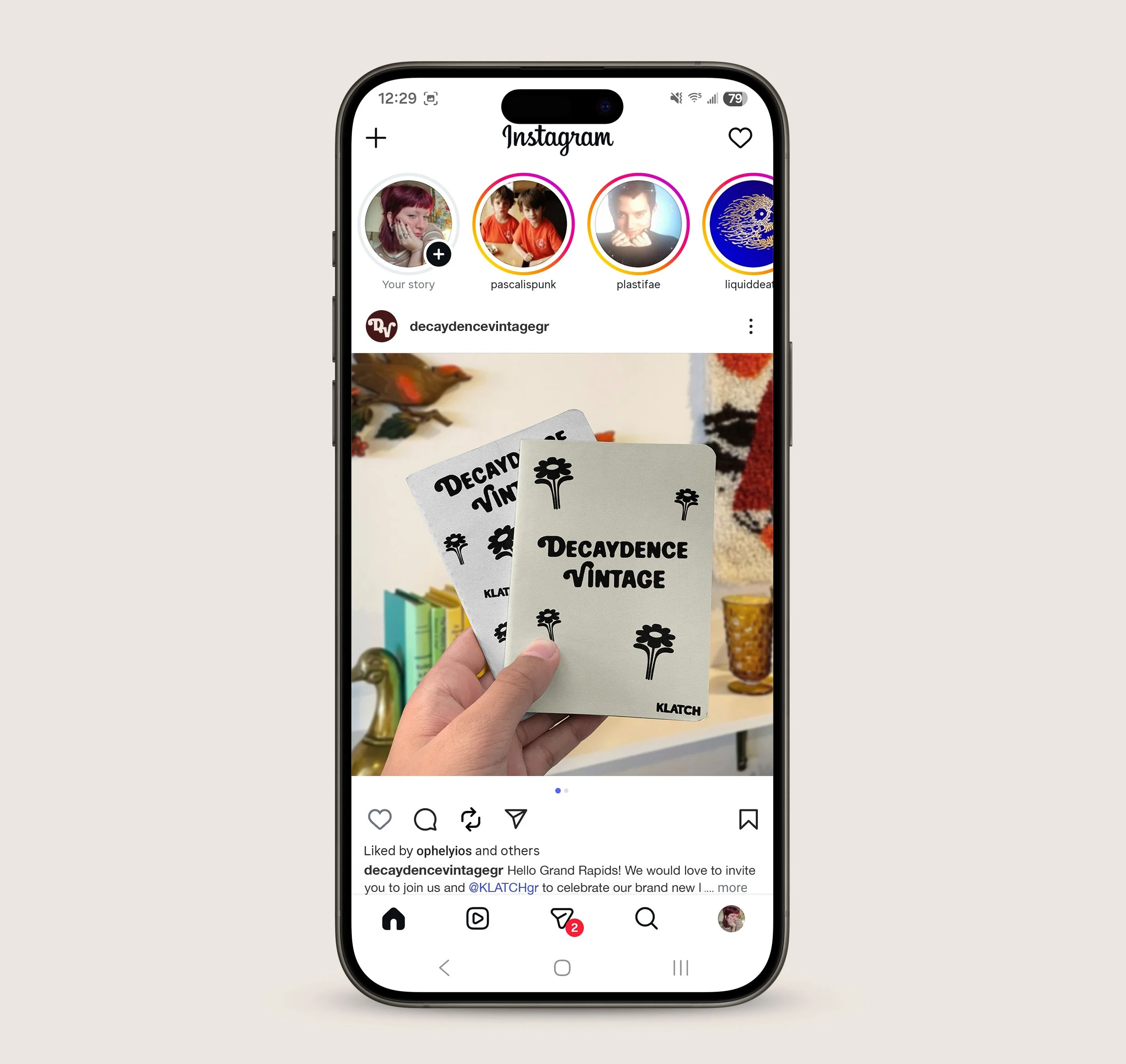 instamockup.jpg