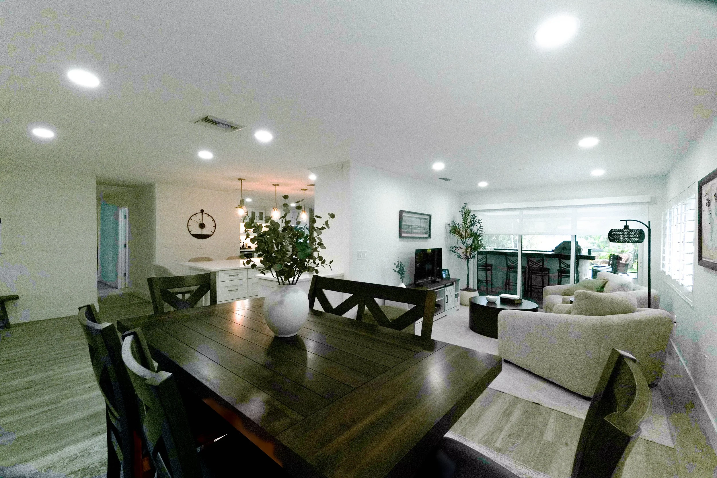 dining room 1 (1 of 1).jpg