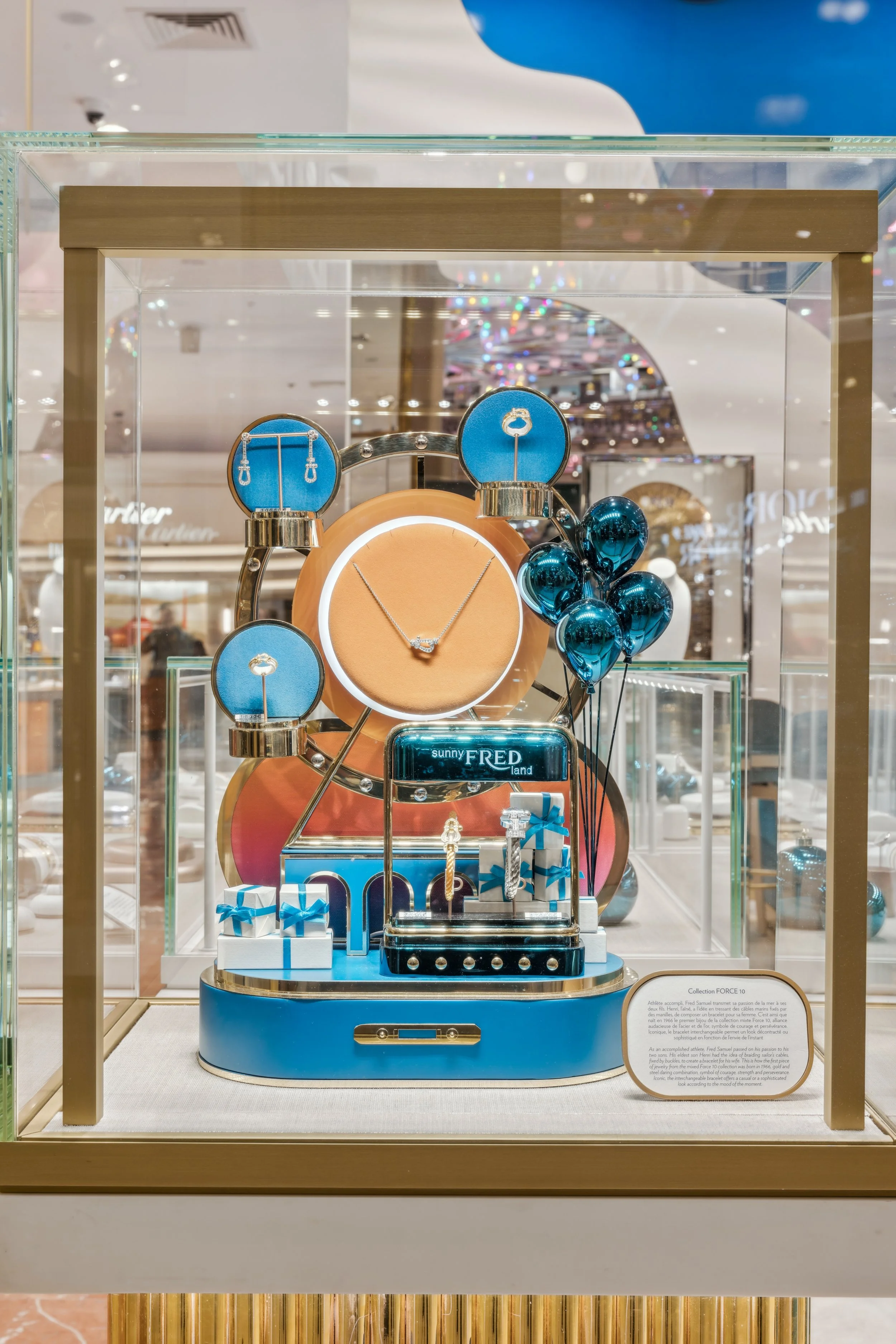 Holiday_Season_window_Galerie_Lafayette (2).jpg