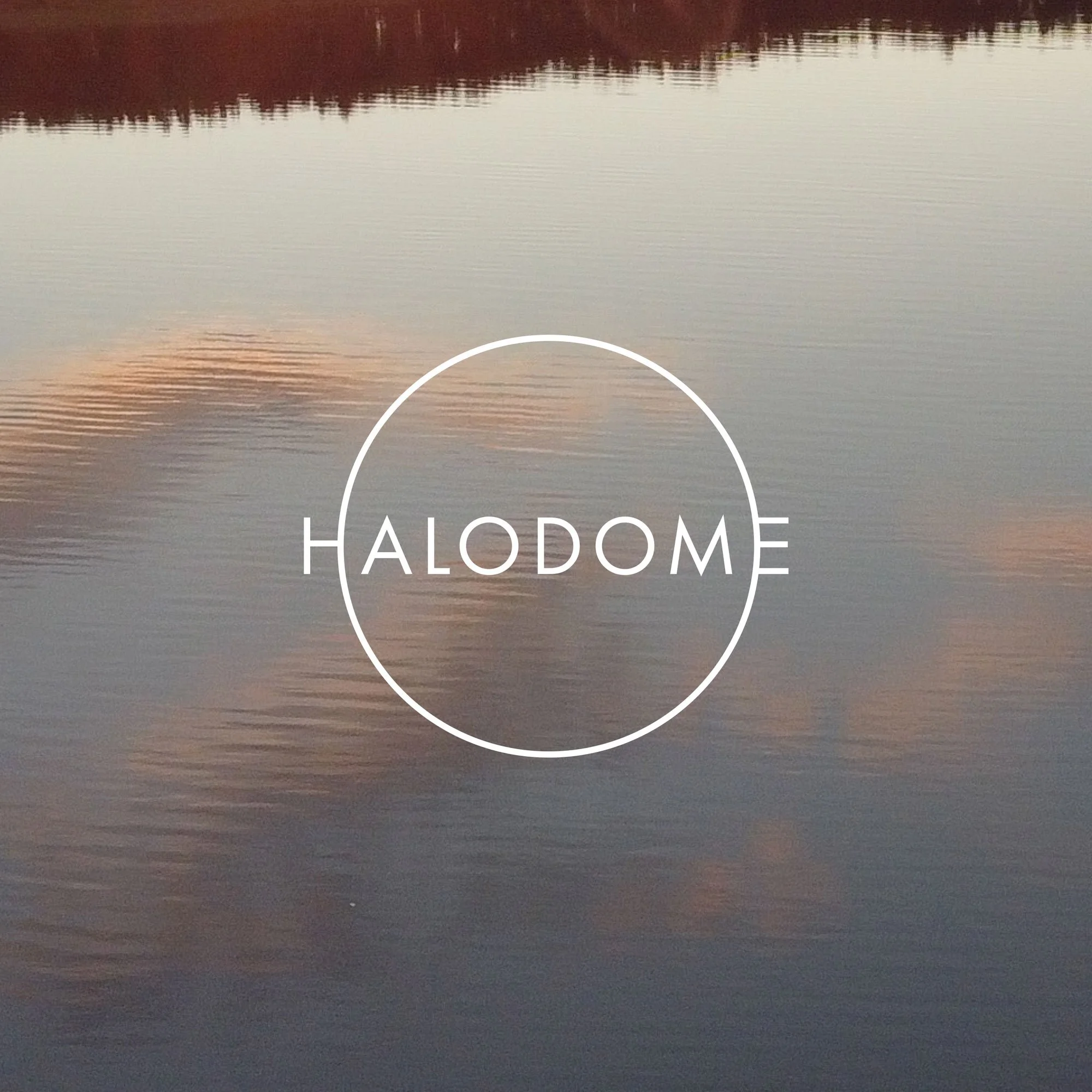 Pihasaunat moderni Halodome