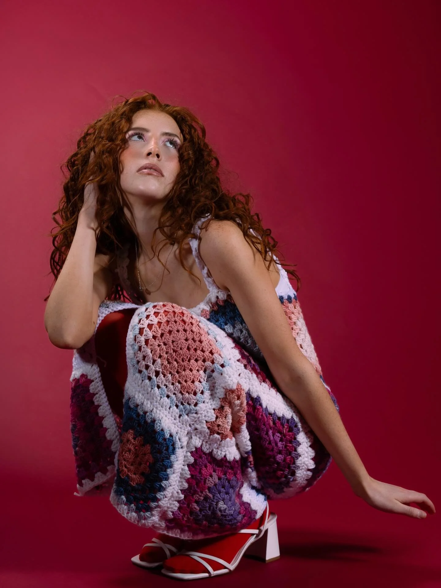 capturing the work of the talented @zahra_onyourleft with the help of the most amazing team !

photographer: @charlotteboldwork 
designer: @zahra_onyourleft 
mua: @saffronkershawmua 
model: @poppydavies._ 
agency: @fadmodels 
photography assistant: @