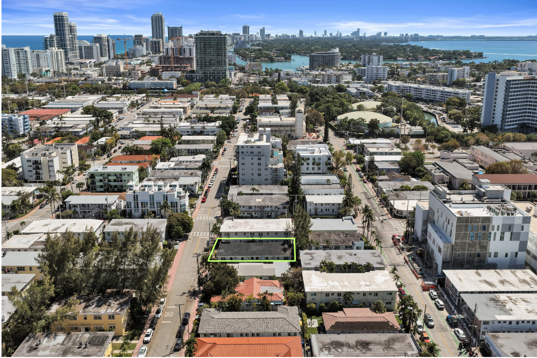 7710 Carlyle Ave 3.png