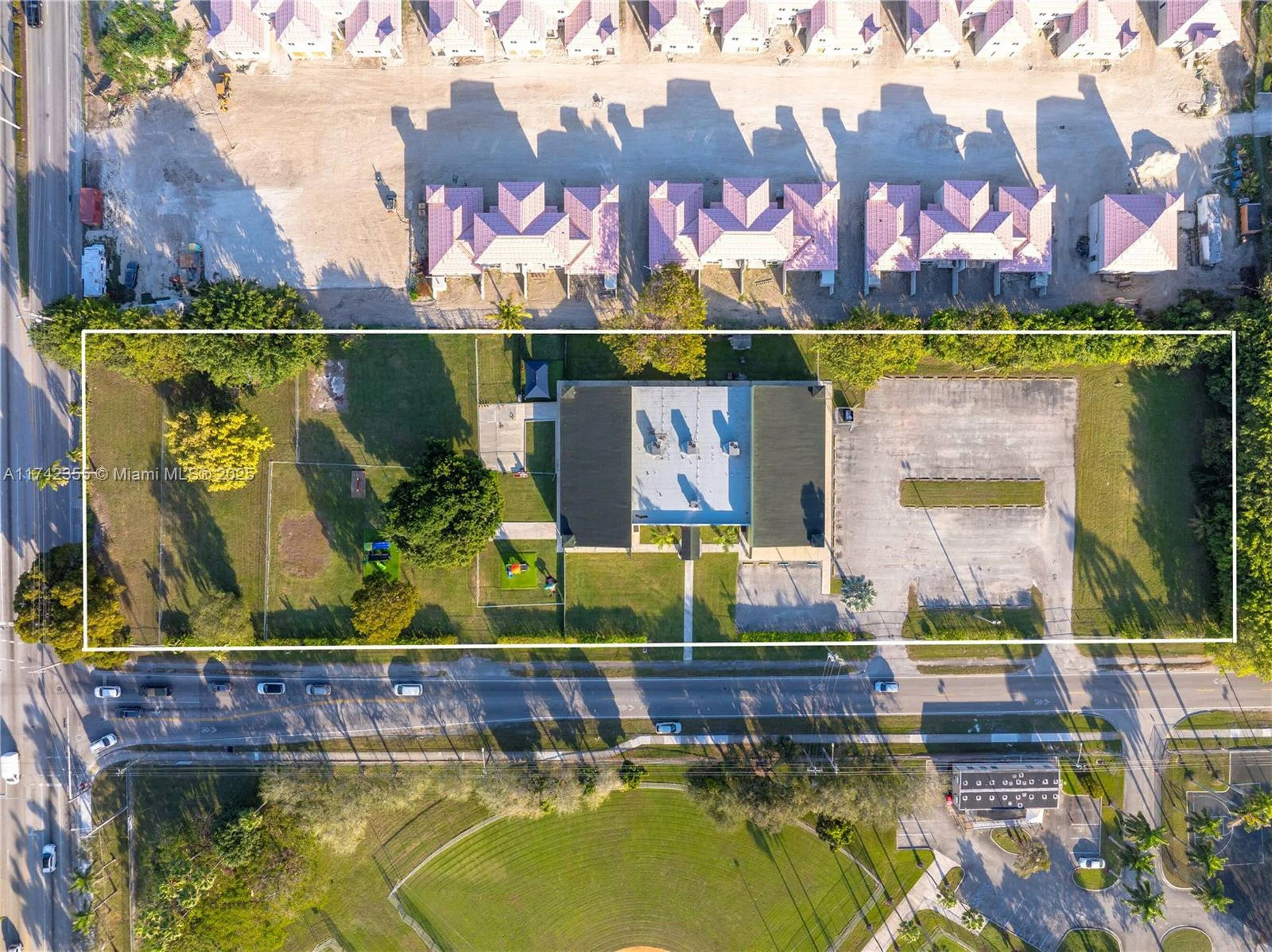 1200 NE 8th St 2.jpg