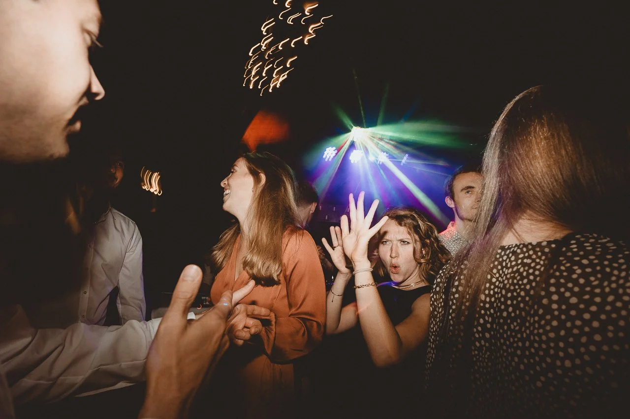 OH_YEAH-Hochzeitsfotograf_Hamburg-Klaus_Schwaiger-Freie_Trauung-Ahrtal-Laura_Ole-614.jpg