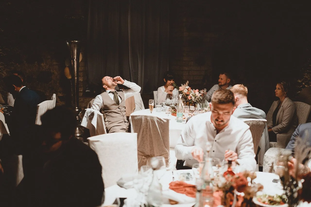 OH_YEAH-Hochzeitsfotograf_Hamburg-Klaus_Schwaiger-Urban_Wedding_Bonn-Nicole_Dennis-817.jpg