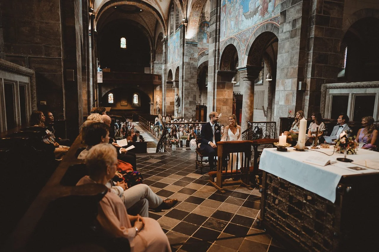 OH_YEAH-Hochzeitsfotograf_Hamburg-Klaus_Schwaiger-Destination_Wedding_Belgien-Nadja_Freddi-68.jpg