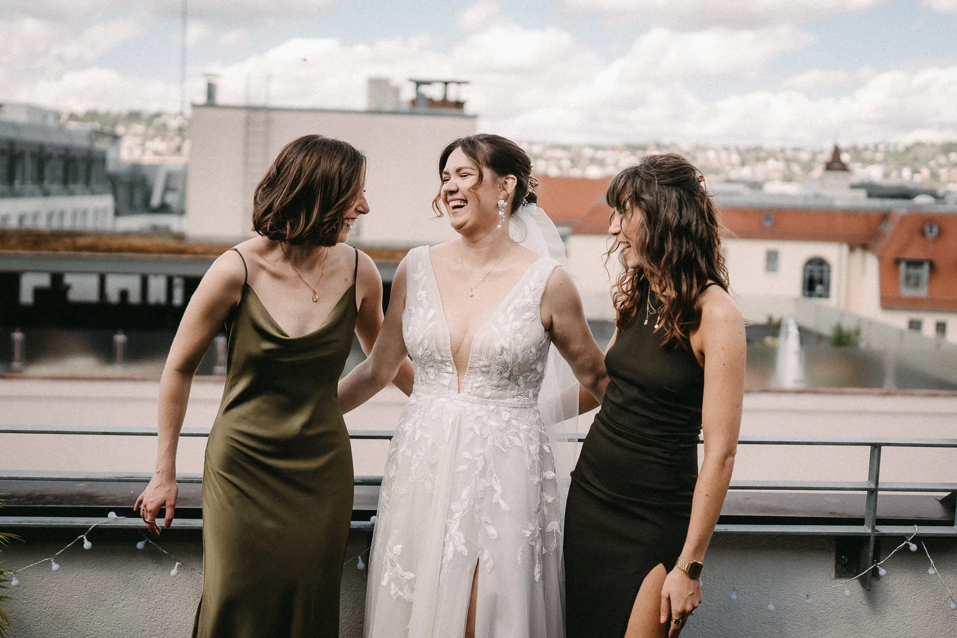 OH_YEAH-Hochzeitsfotograf_Hamburg-Klaus_Schwaiger-Urban_Wedding_Stuttgart-Elisa-Alberd-117.jpg