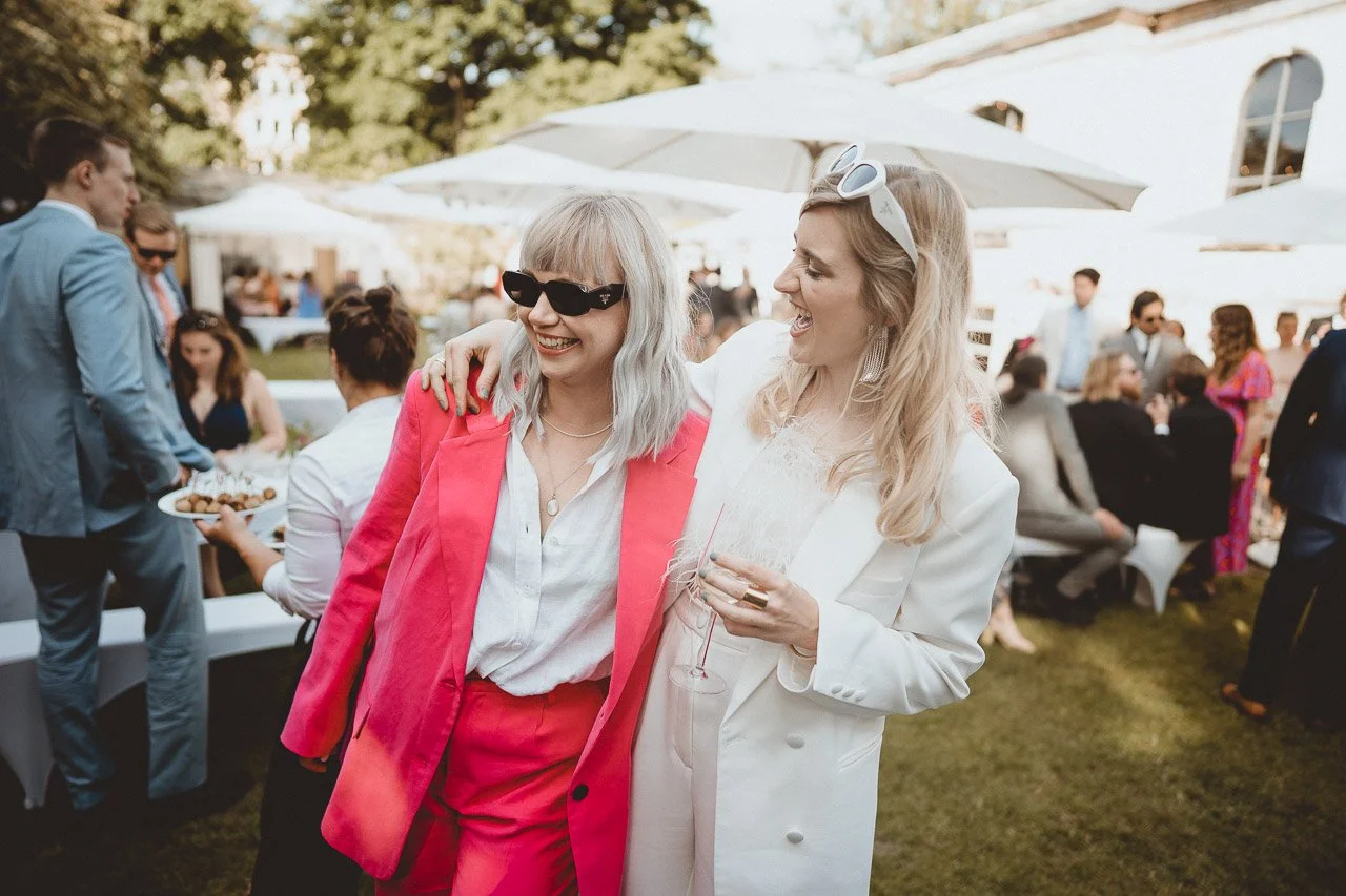 OH_YEAH-Hochzeitsfotograf_Hamburg-Klaus_Schwaiger-Urban_Wedding_Koeln-Eva_Valentin-557.jpg