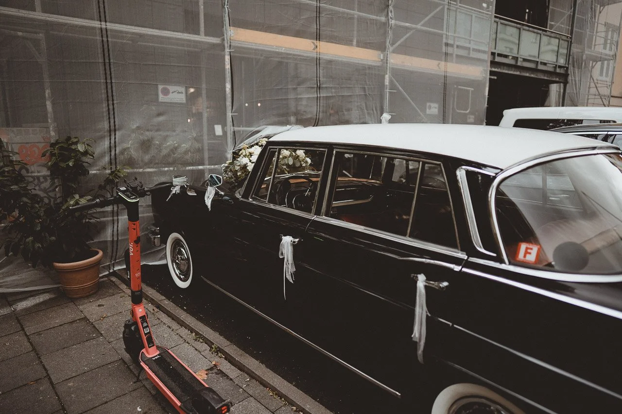 OH_YEAH-Hochzeitsfotograf_Hamburg-Klaus_Schwaiger-Urban_Wedding_Cologne-Karo_Felix-33.jpg