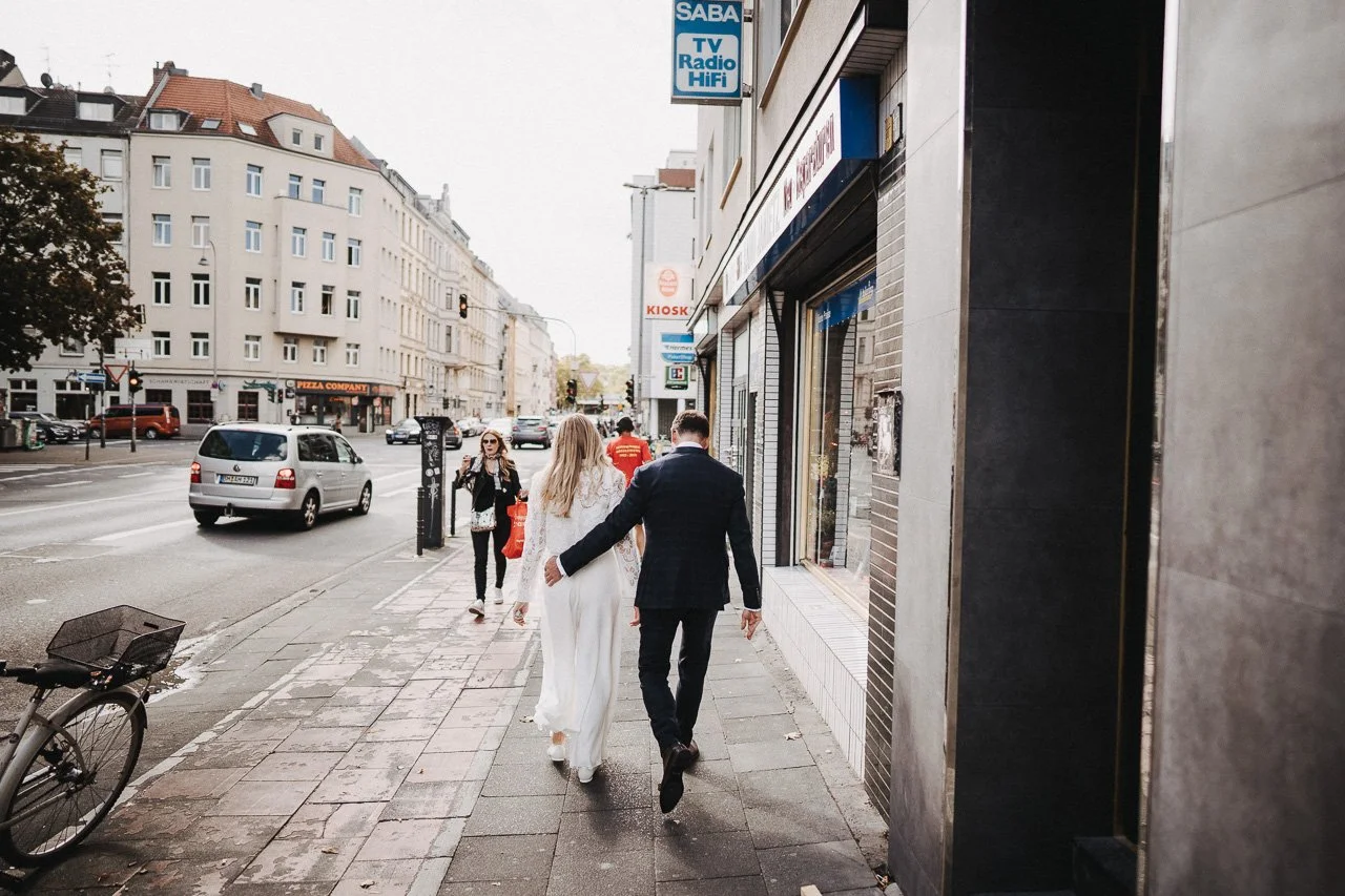 OH_YEAH-Hochzeitsfotograf_Hamburg-Klaus_Schwaiger-Urban_Wedding_Cologne-Nele_Martin-11.jpg