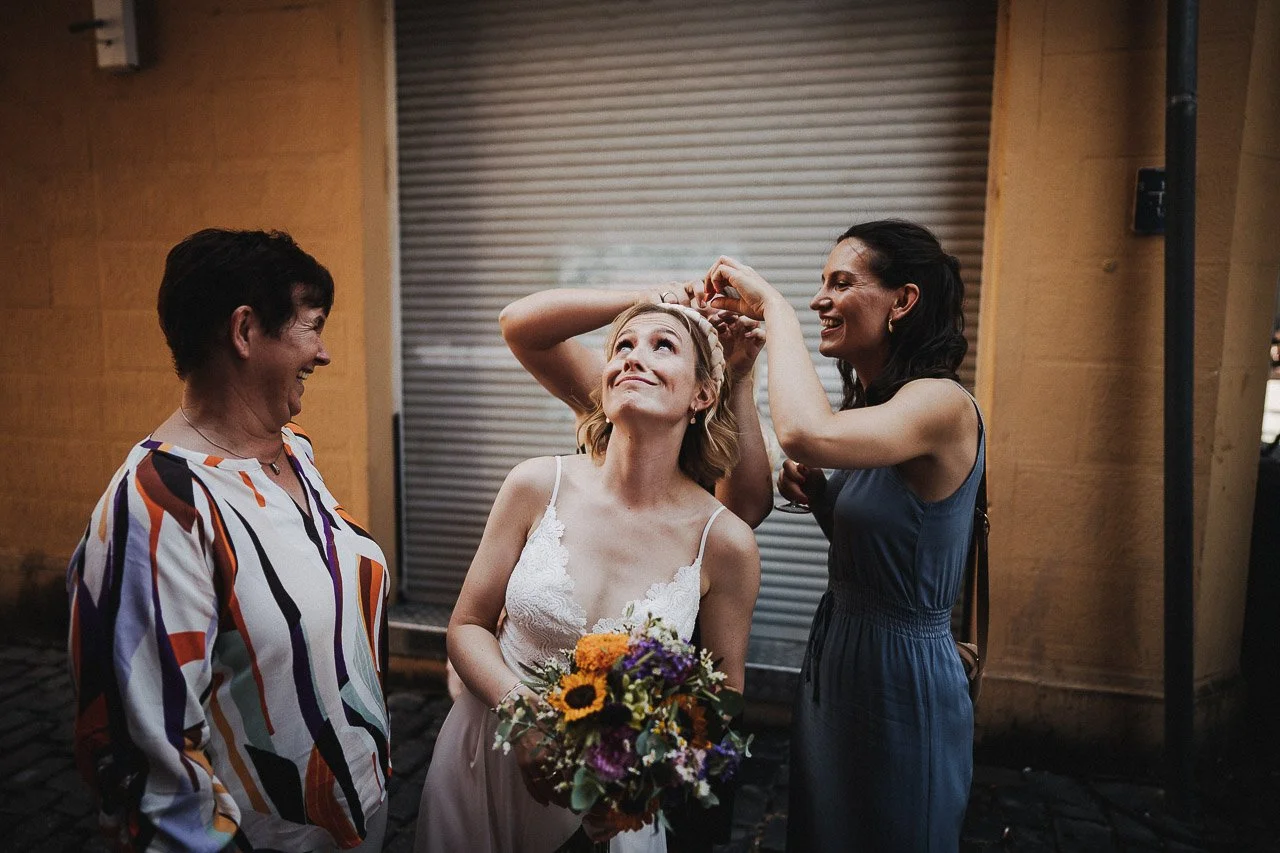OH_YEAH-Hochzeitsfotograf_Hamburg-Klaus_Schwaiger-Urban_Wedding_Cologne-Jana_Adrian-376.jpg