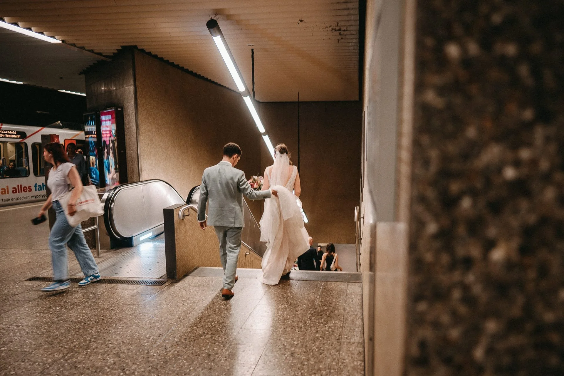OH_YEAH-Hochzeitsfotograf_Hamburg-Klaus_Schwaiger-Urban_Wedding_Stuttgart-Elisa-Alberd-659.jpg