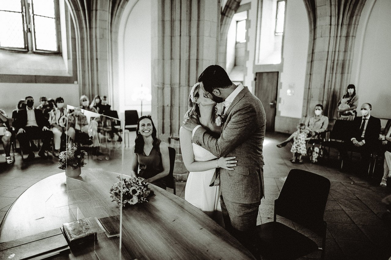 OH_YEAH-Hochzeitsfotograf_Hamburg-Klaus_Schwaiger-Urban_Wedding_Cologne-Jana_Adrian-218.jpg