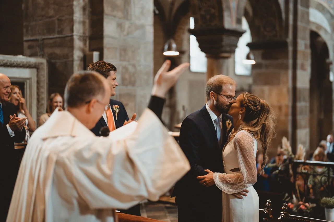 OH_YEAH-Hochzeitsfotograf_Hamburg-Klaus_Schwaiger-Destination_Wedding_Belgien-Nadja_Freddi-106.jpg