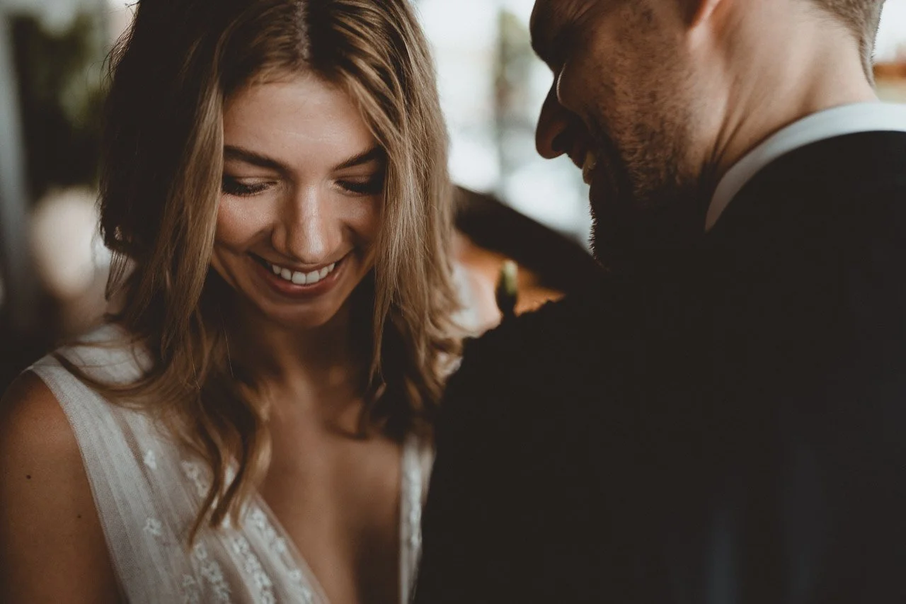 OH_YEAH-Hochzeitsfotograf_Hamburg-Klaus_Schwaiger-Urban_Wedding_Cologne-Karo_Felix-11.jpg